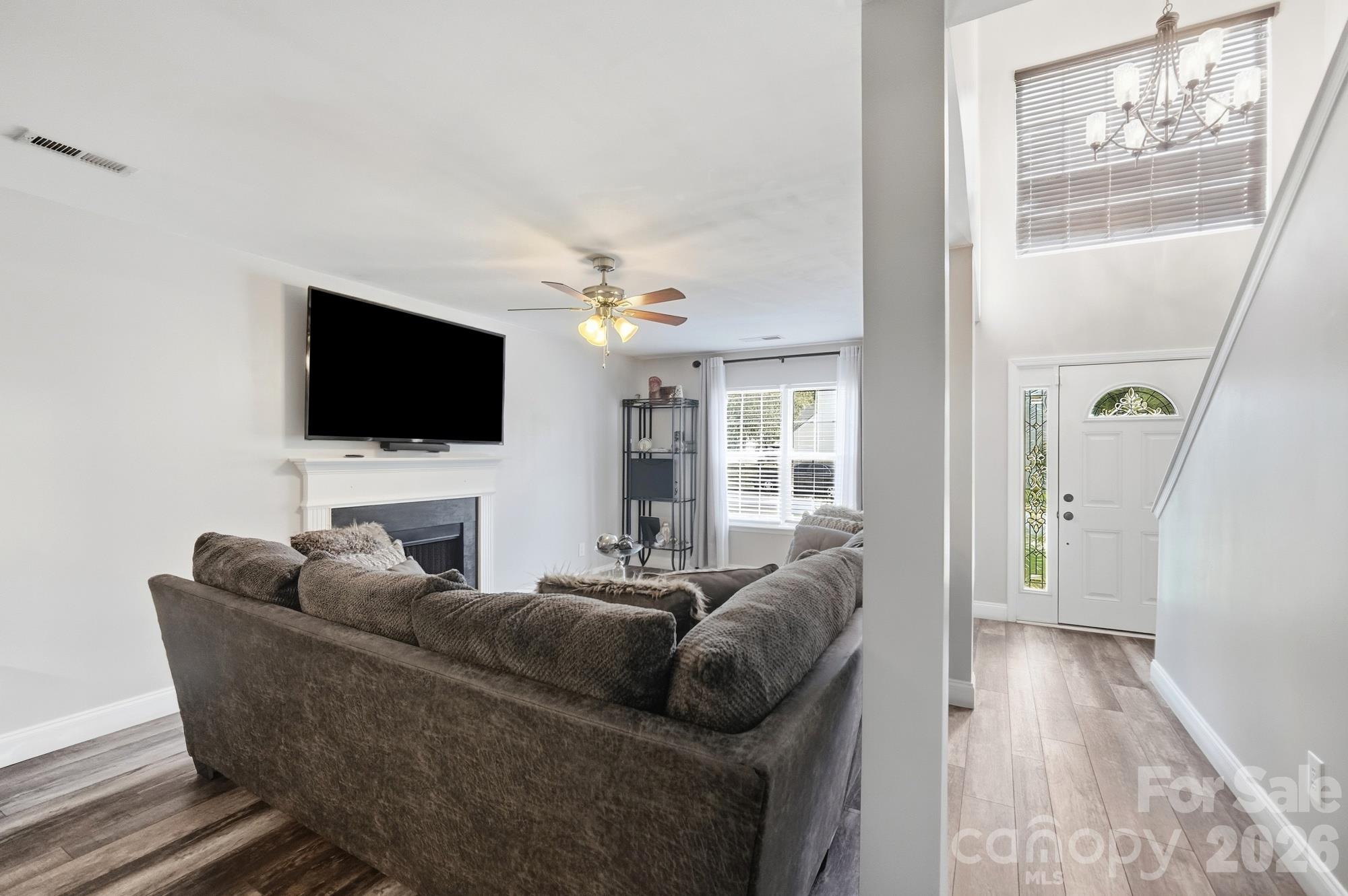 623 Finborough Court Property Photo 14