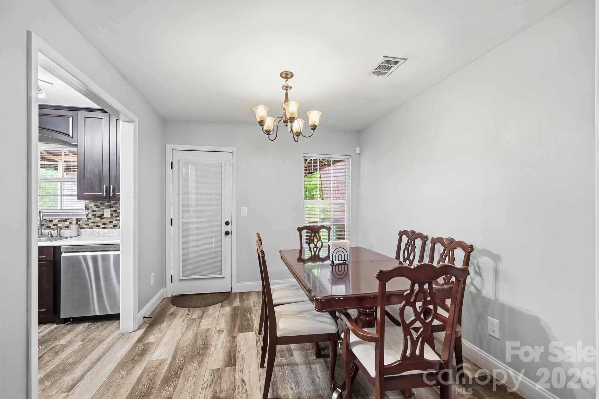 623 Finborough Court Property Photo 16
