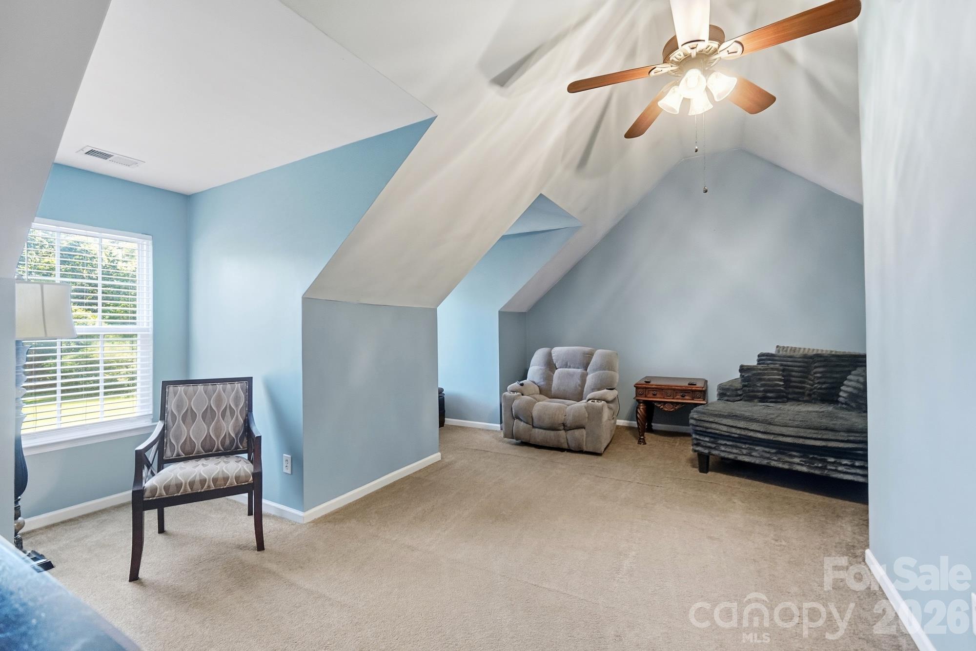 623 Finborough Court Property Photo 26