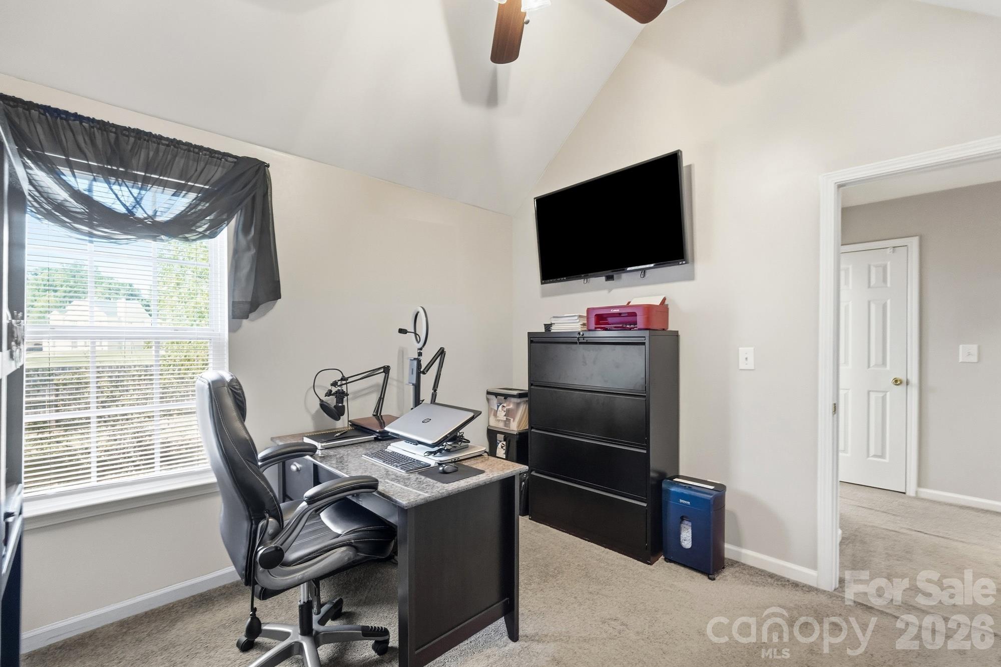 623 Finborough Court Property Photo 30