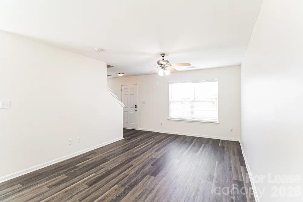 433 Glencroft Drive 1 Property Photo 3