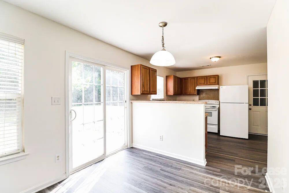 433 Glencroft Drive 1 Property Photo 4