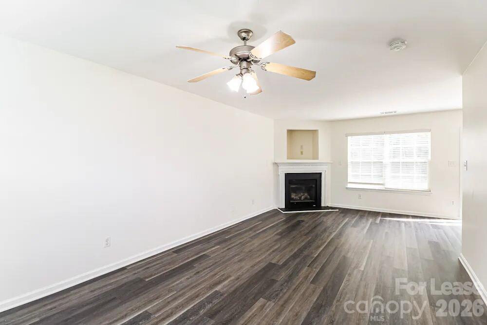 433 Glencroft Drive 1 Property Photo 5
