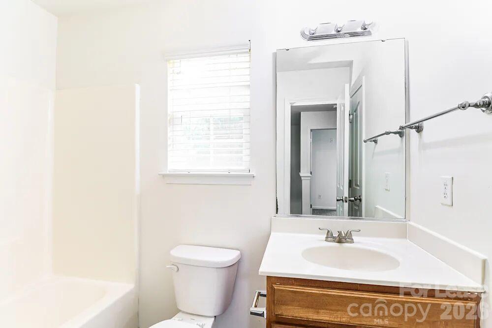 433 Glencroft Drive 1 Property Photo 10