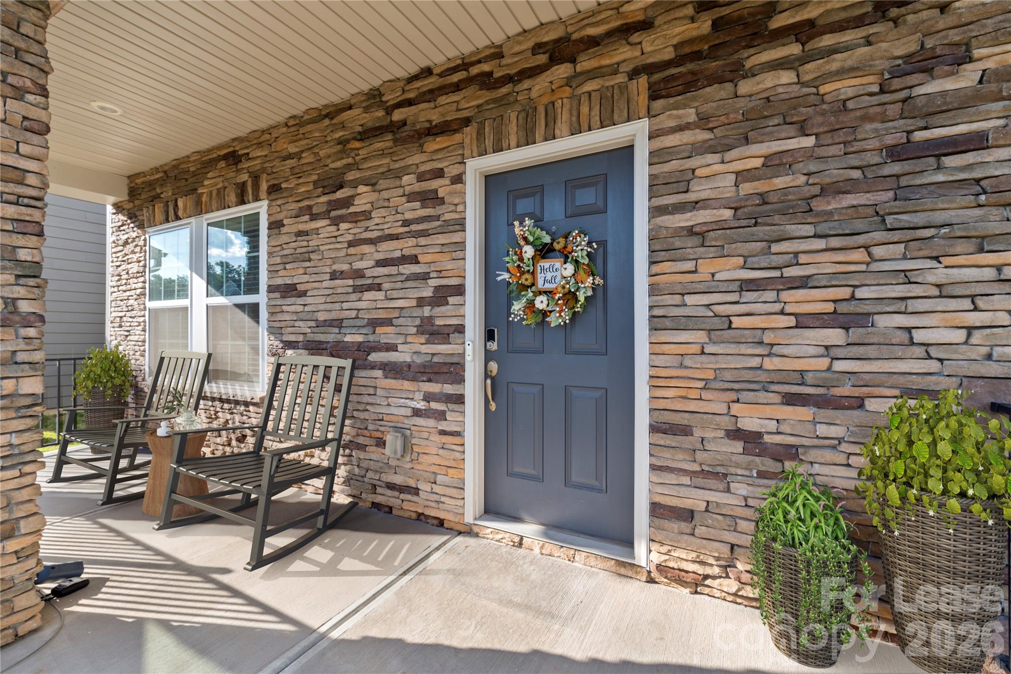 613 Cedar Knoll Circle Property Photo 1