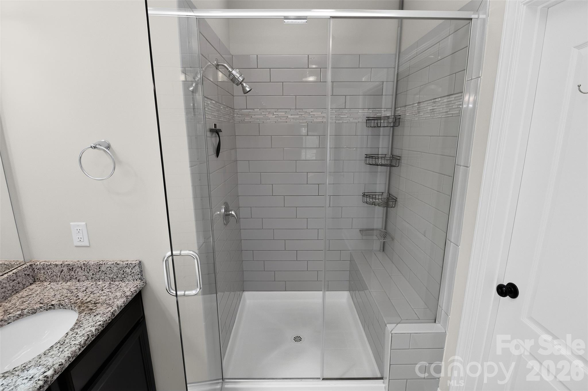 128 Creekside Crossing Lane Property Photo 23