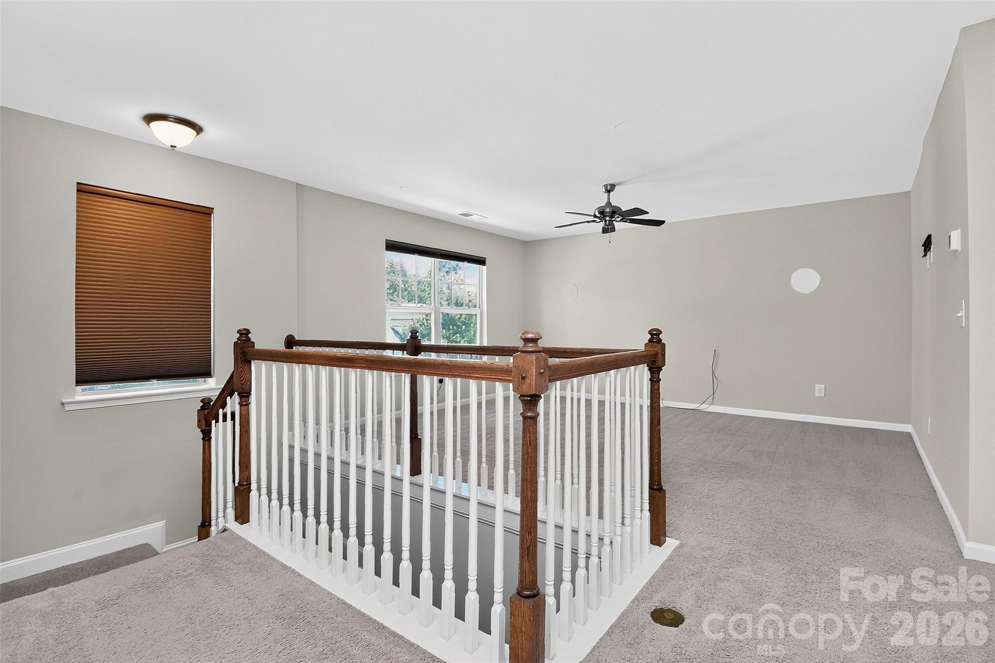 128 Creekside Crossing Lane Property Photo 29