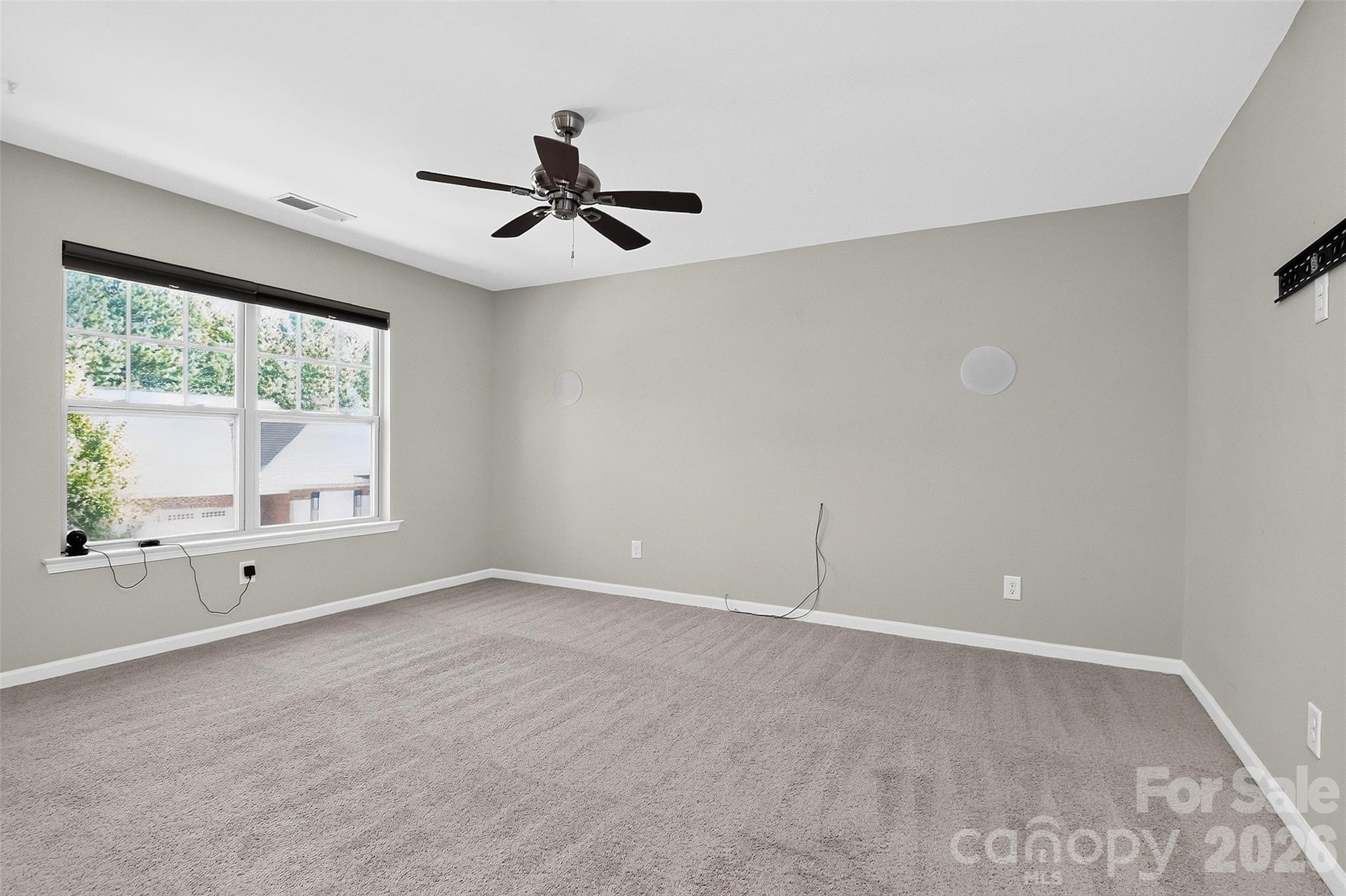 128 Creekside Crossing Lane Property Photo 30