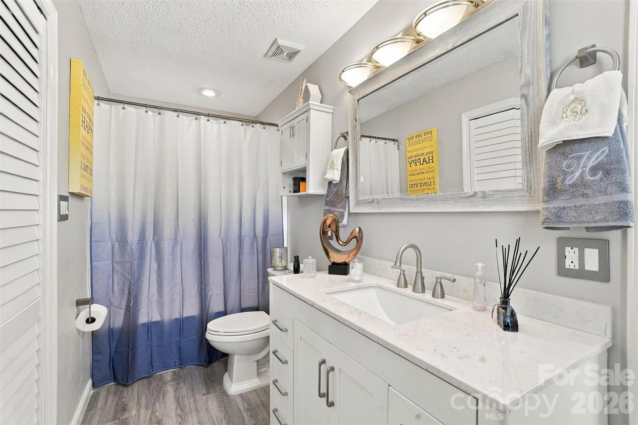 5728 Ebley Loop Property Photo 26