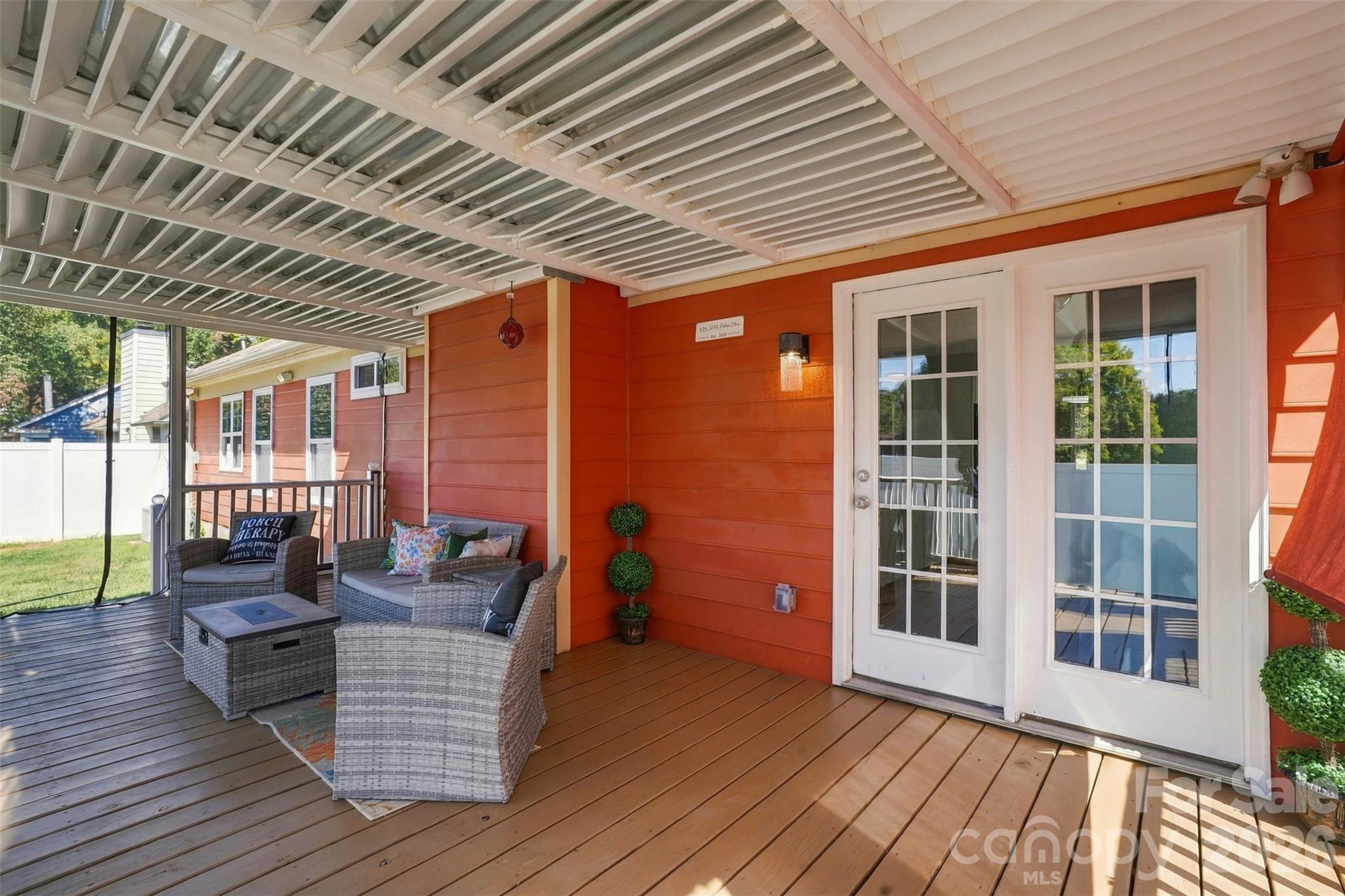 5728 Ebley Loop Property Photo 28