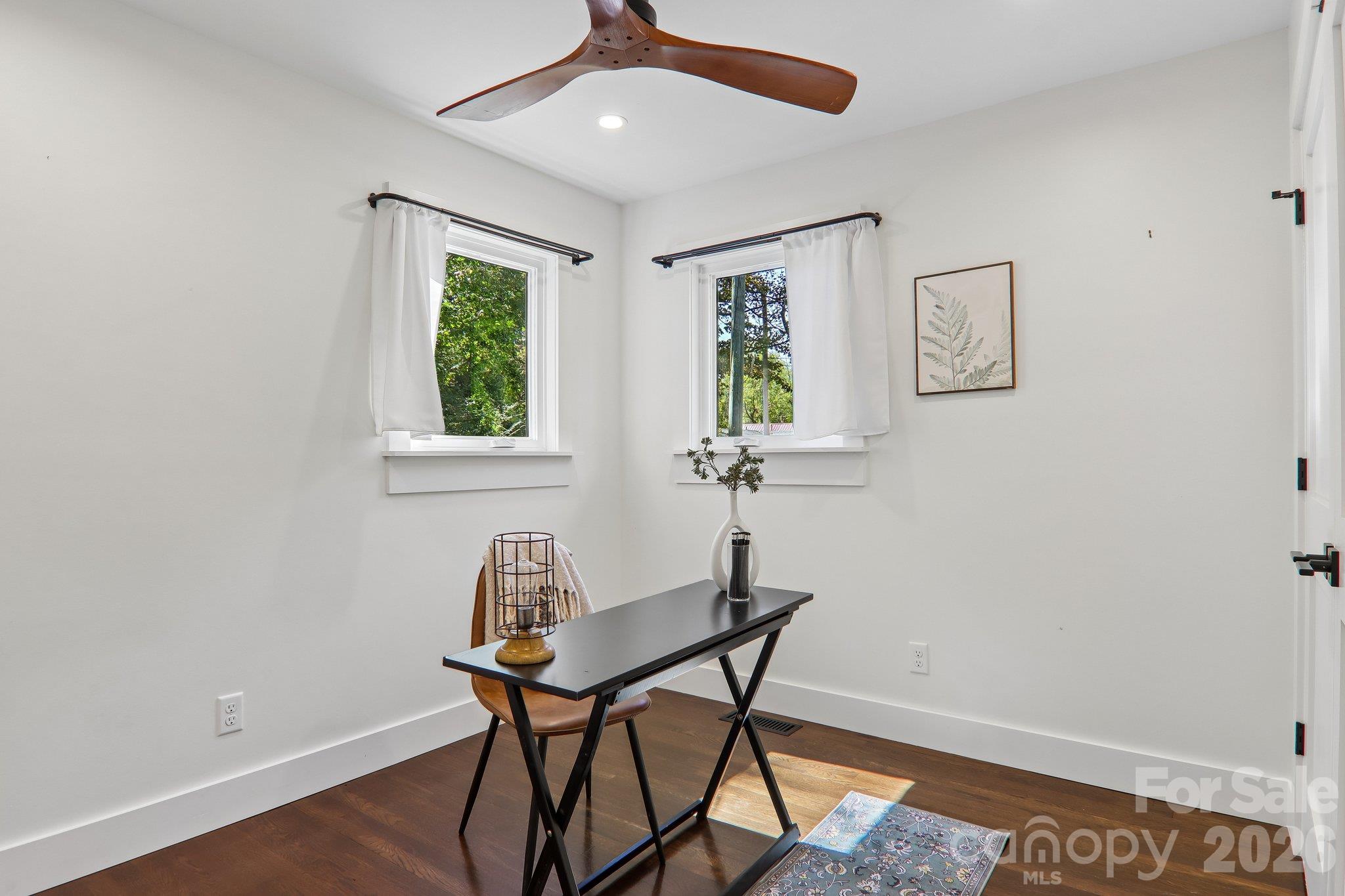 216 Vance Avenue B Property Photo 24