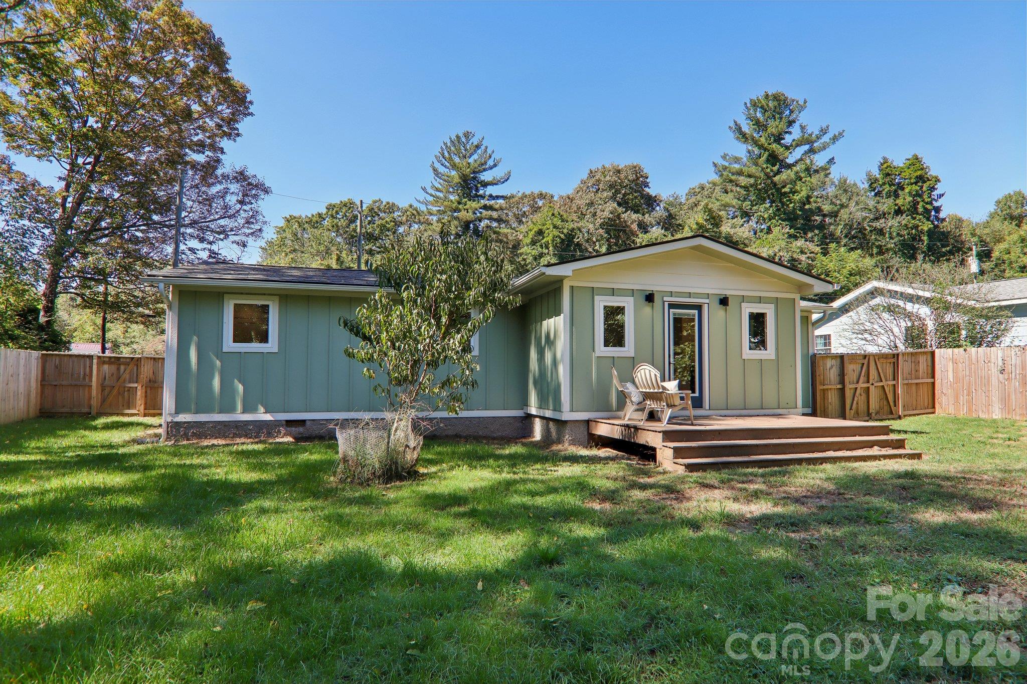 216 Vance Avenue B Property Photo 27