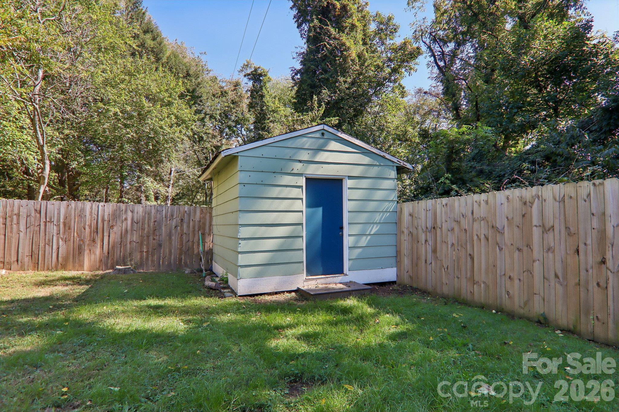 216 Vance Avenue B Property Photo 28