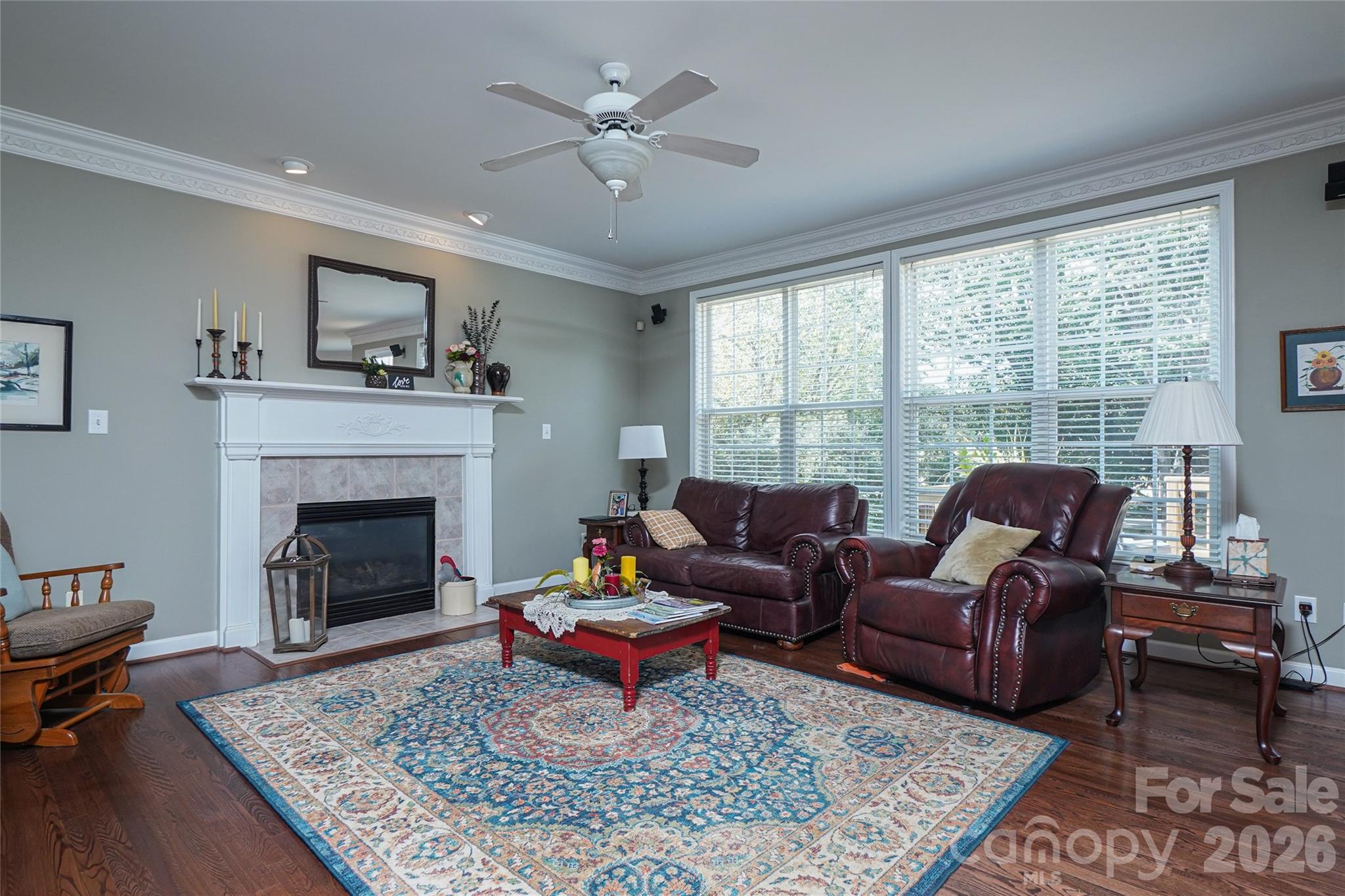 8120 Glamorgan Lane 364 Property Photo 5