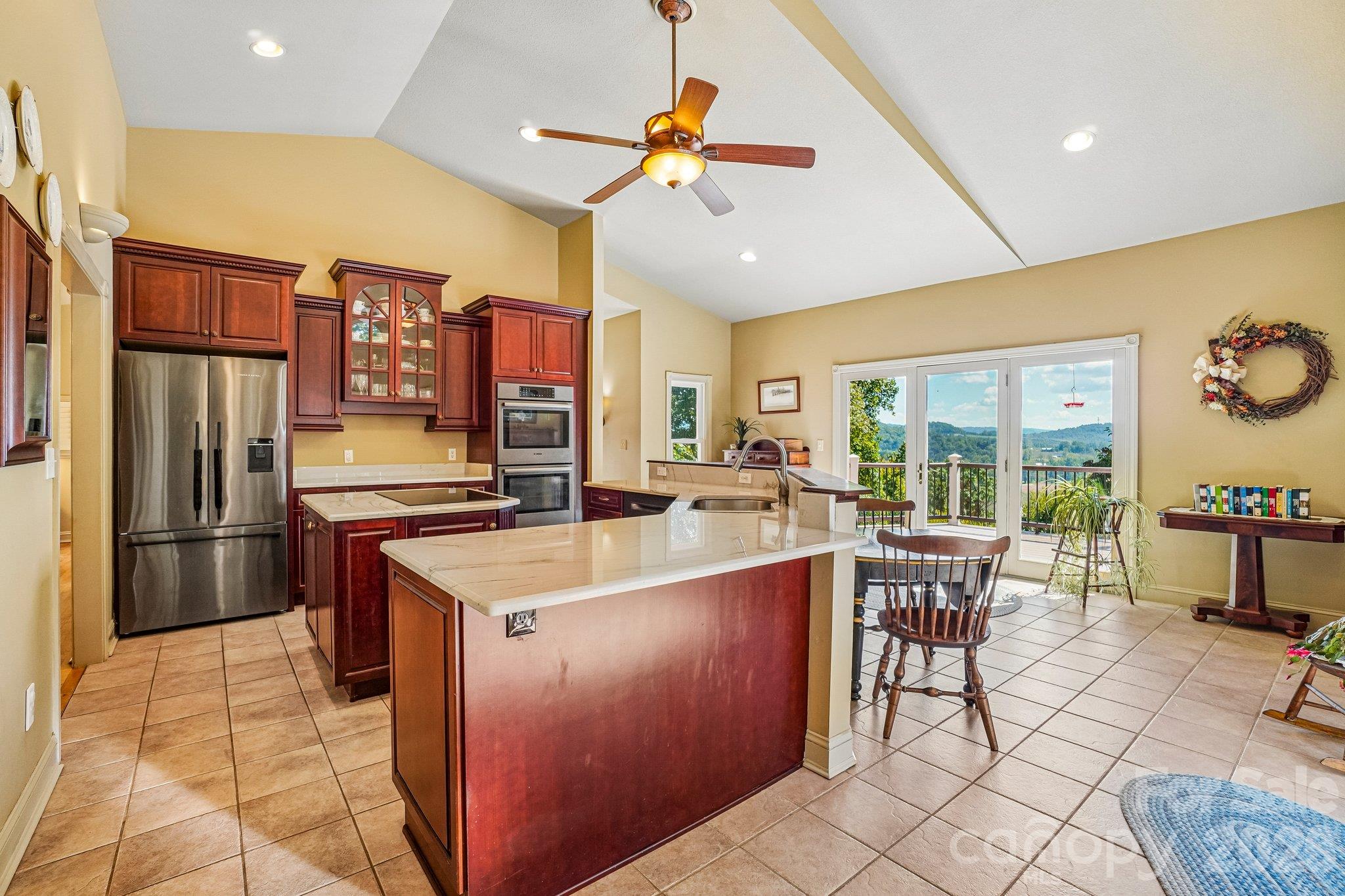 239 Bearwallow Mountain Road Property Photo 9