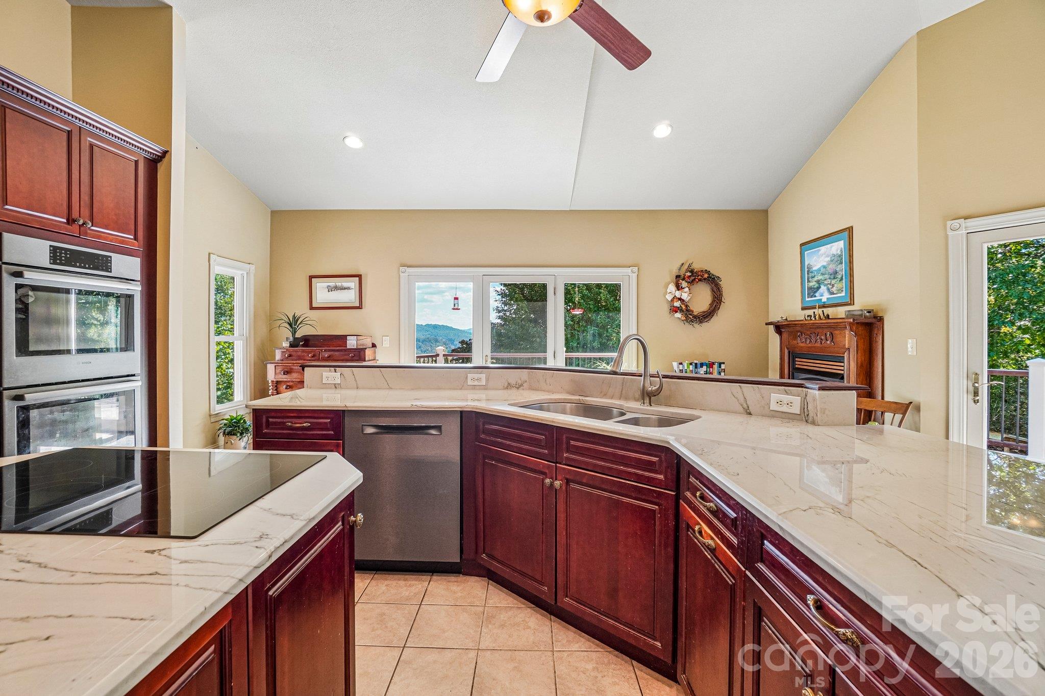 239 Bearwallow Mountain Road Property Photo 10