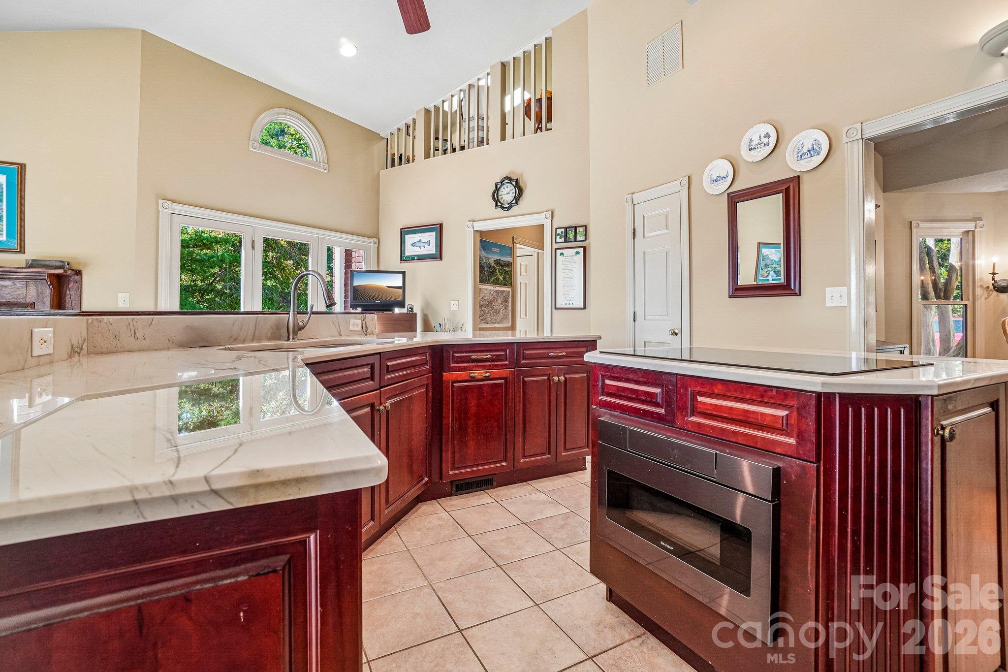 239 Bearwallow Mountain Road Property Photo 11