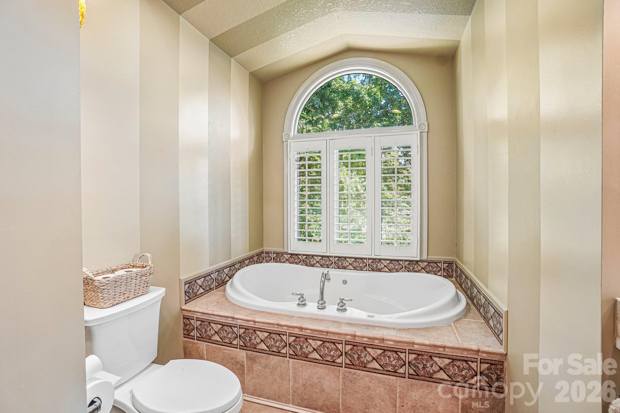 239 Bearwallow Mountain Road Property Photo 14