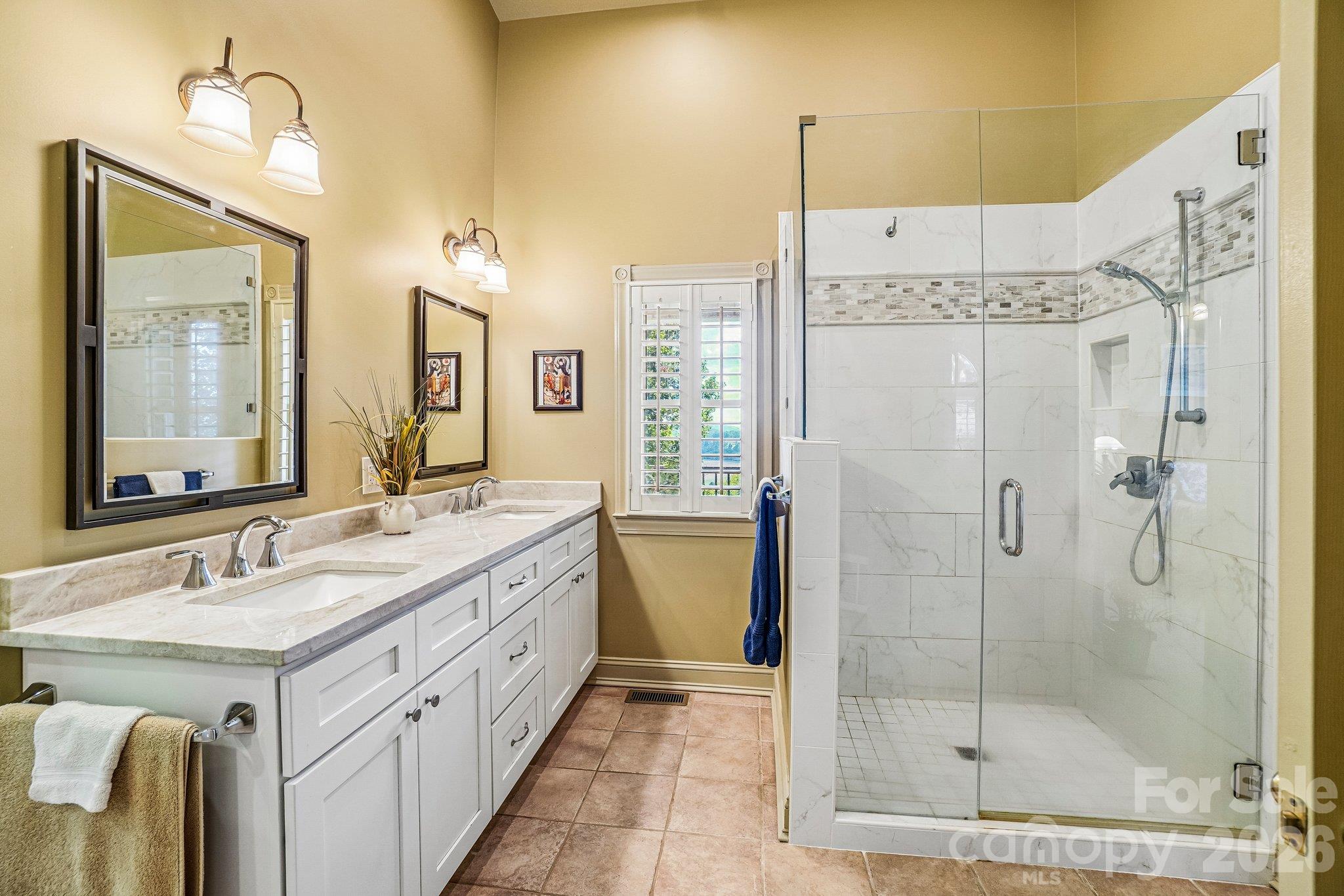 239 Bearwallow Mountain Road Property Photo 15
