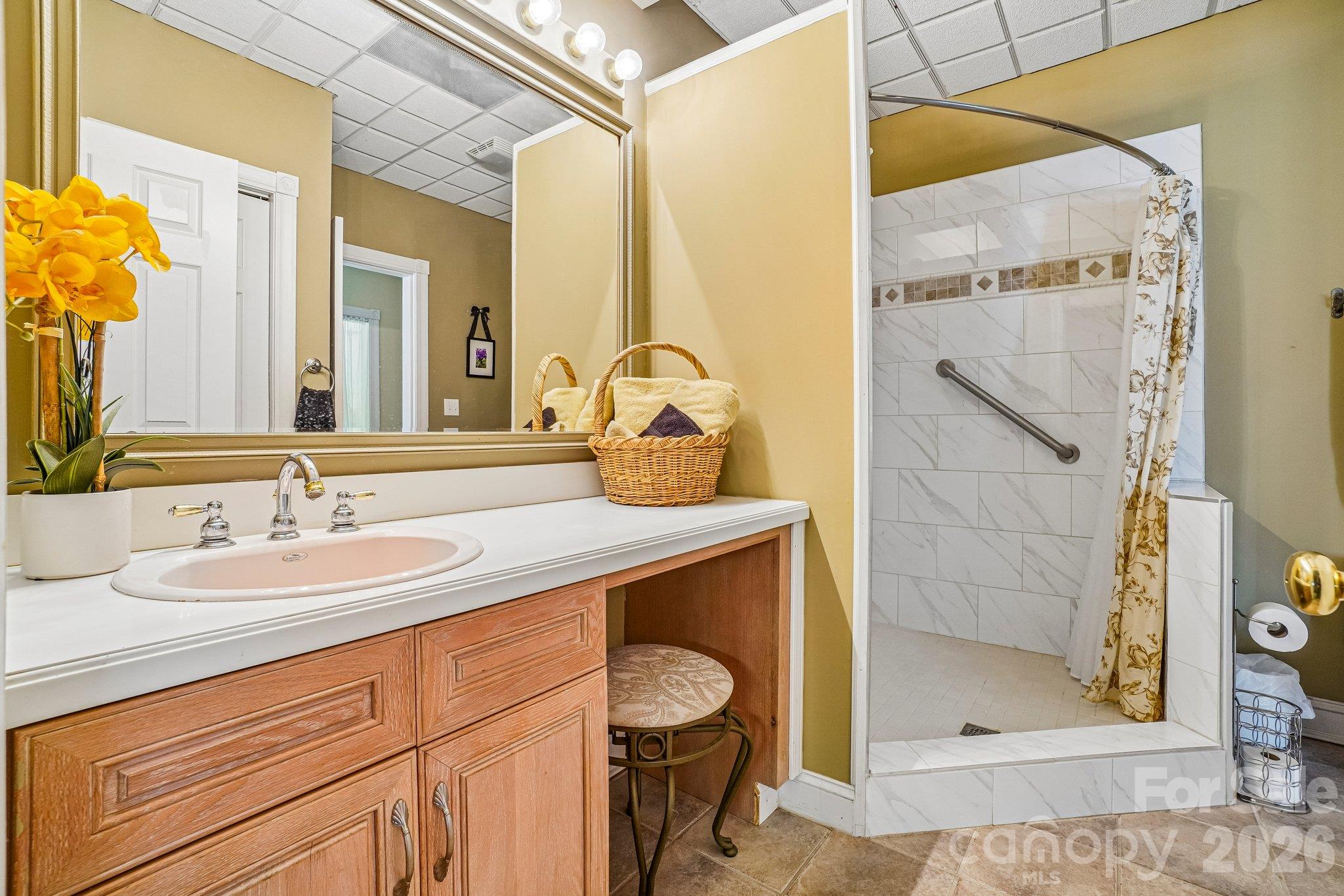 239 Bearwallow Mountain Road Property Photo 22