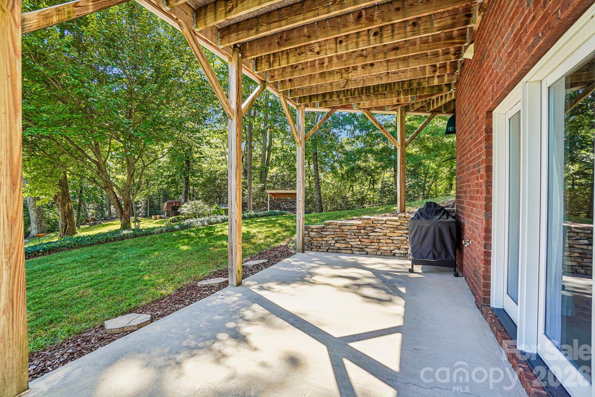 239 Bearwallow Mountain Road Property Photo 34
