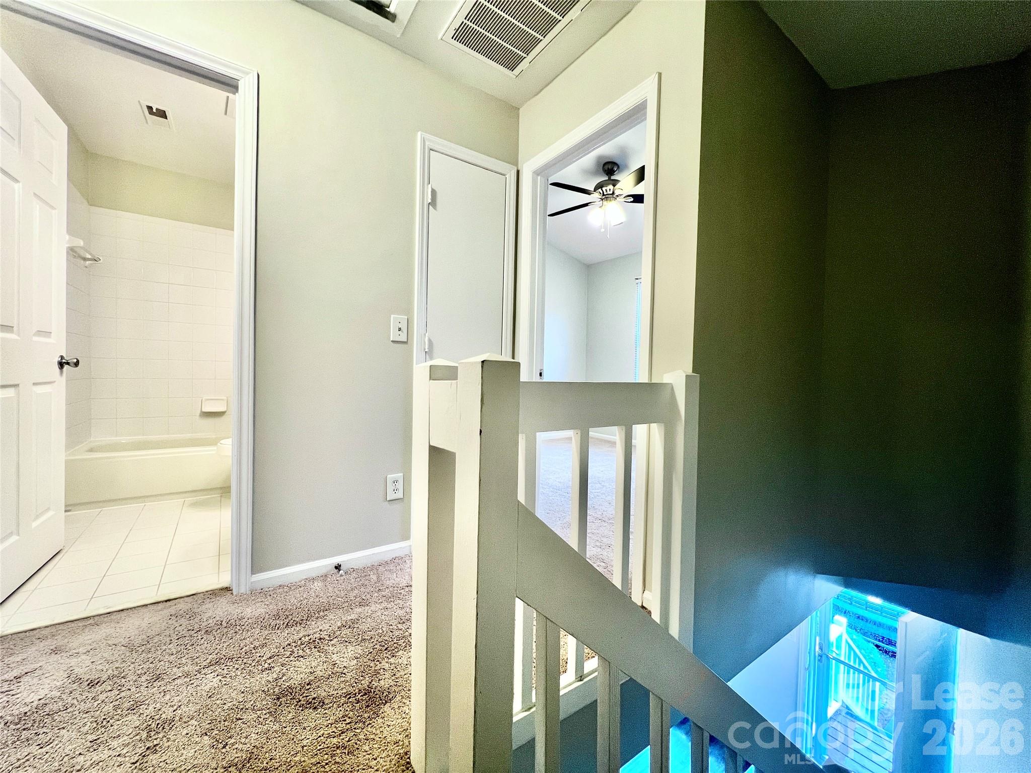 8253 Circle Tree Lane Property Photo 12