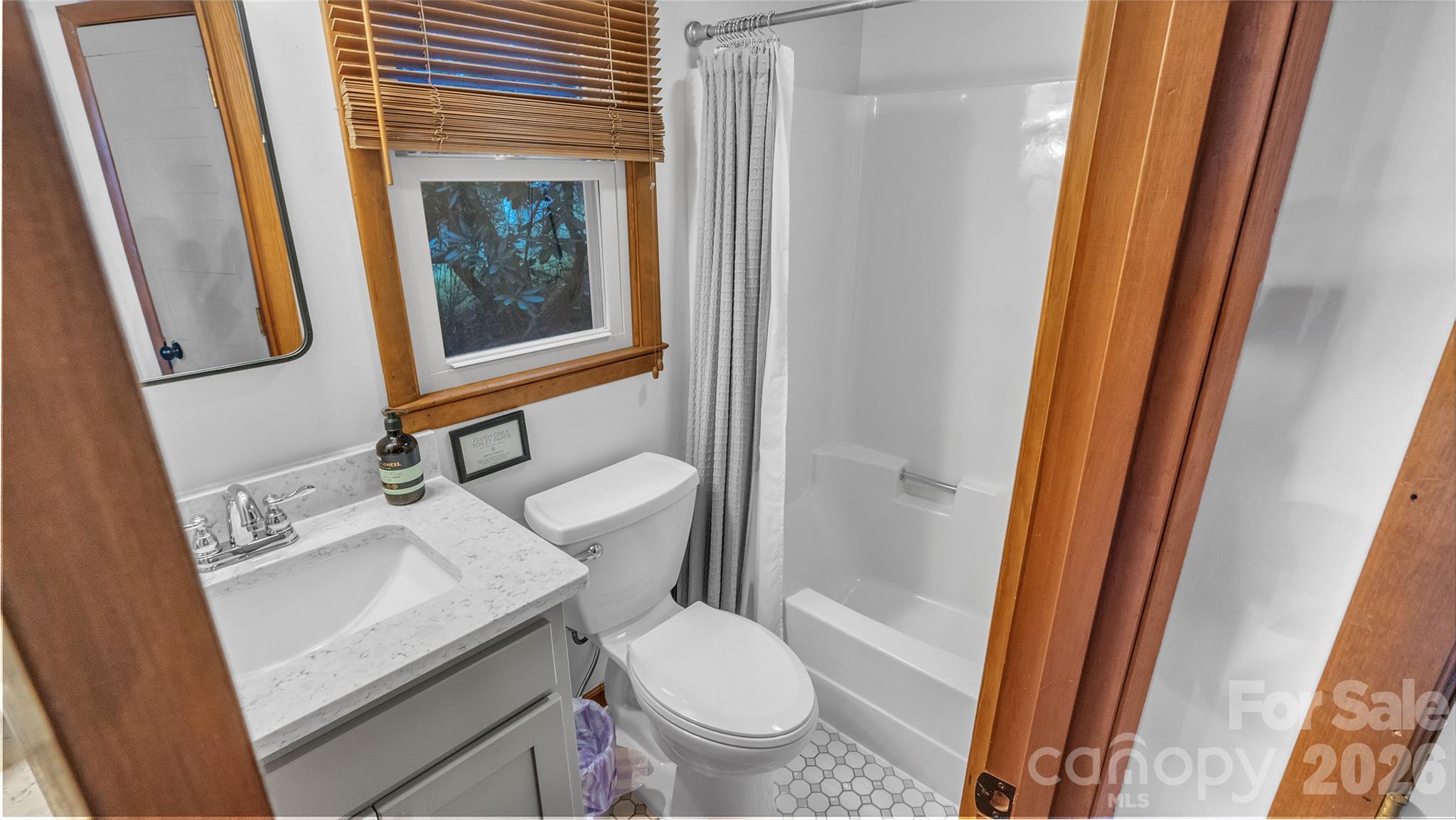 184 Raccoon Run Property Photo 12