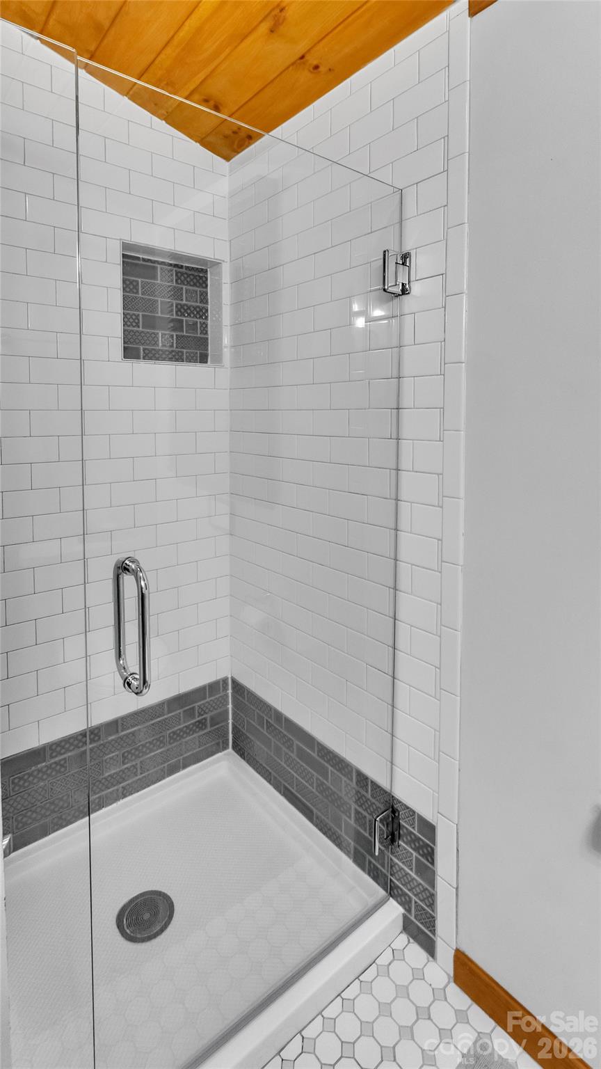184 Raccoon Run Property Photo 22