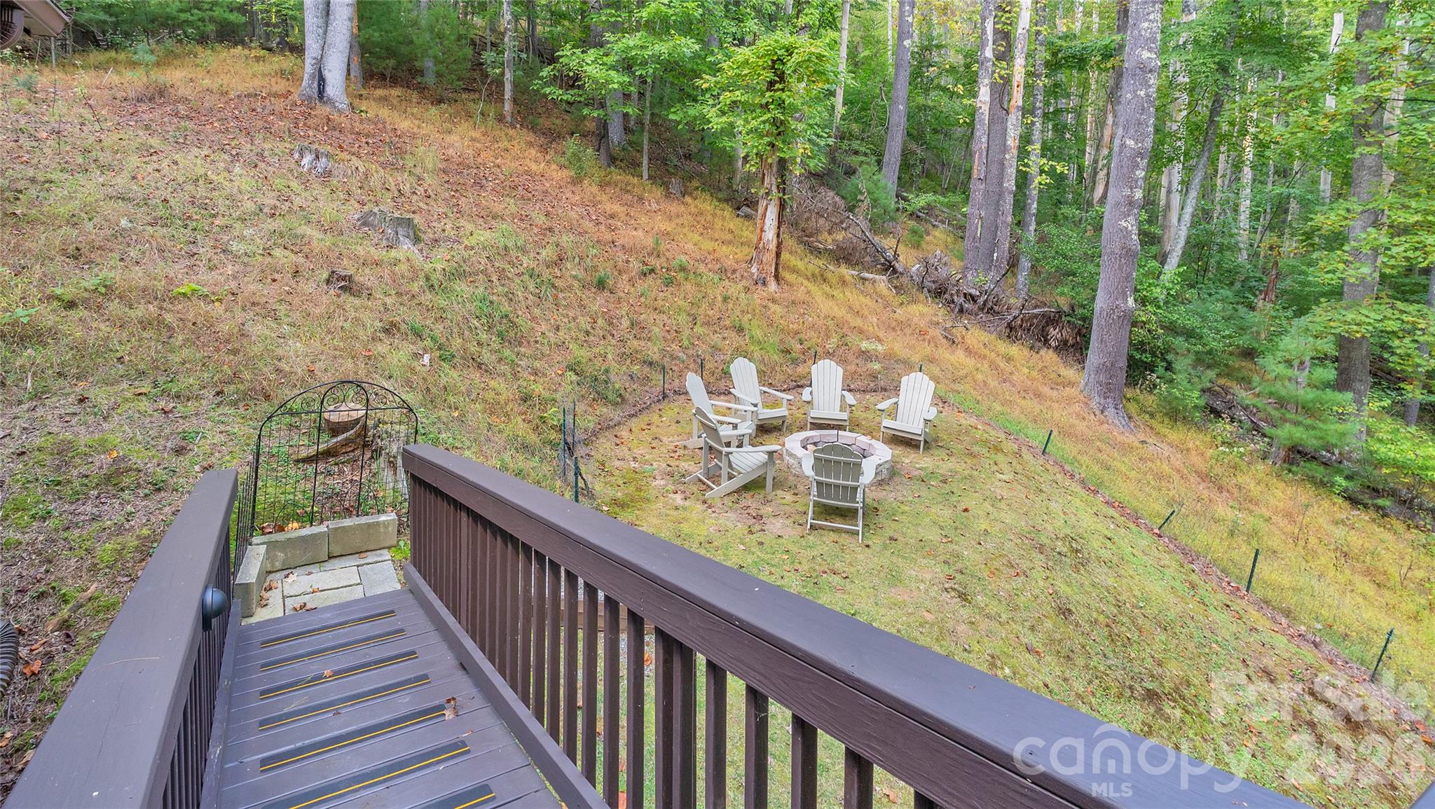 184 Raccoon Run Property Photo 36