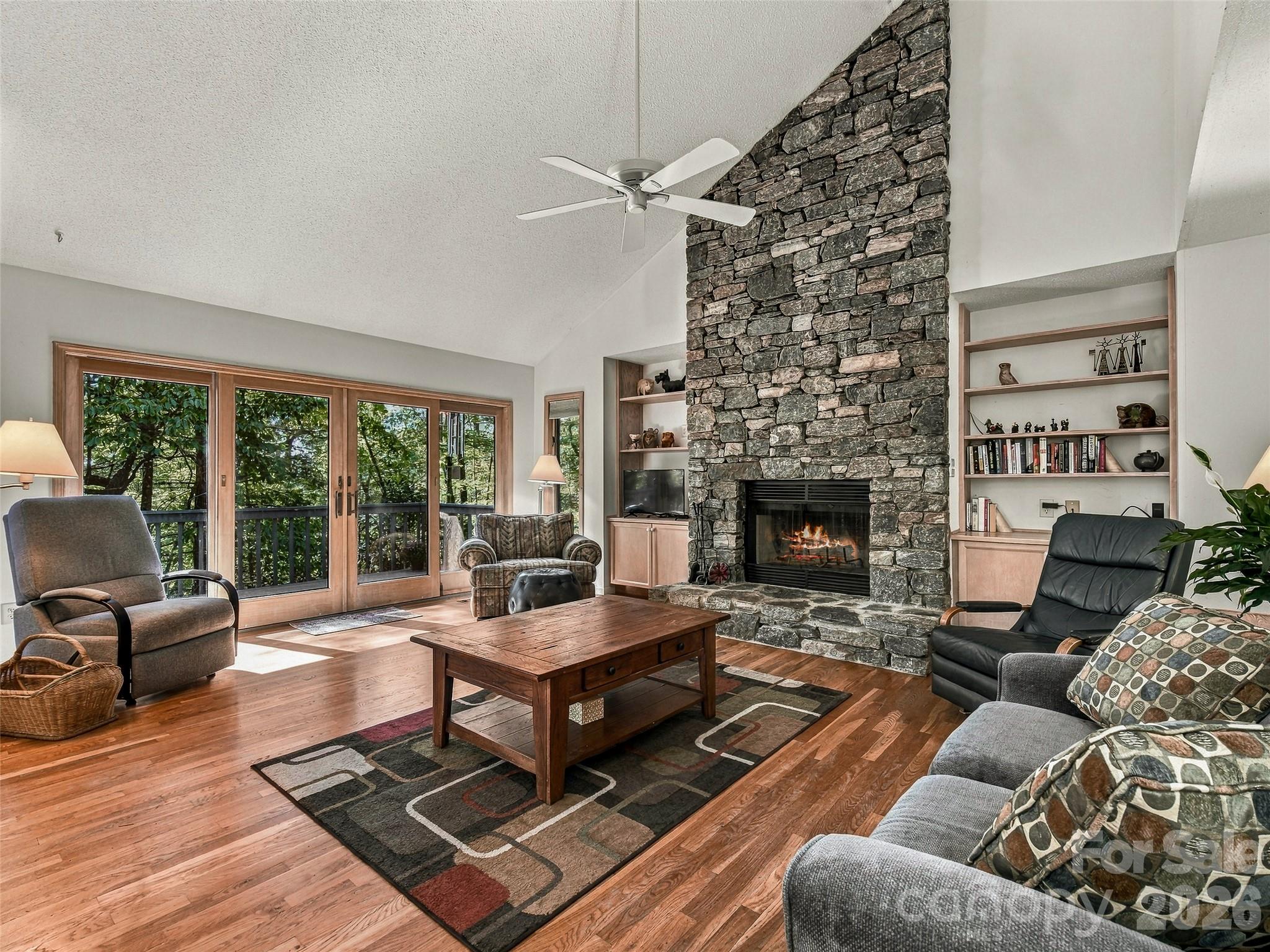 266 Stone Drive Property Photo 9