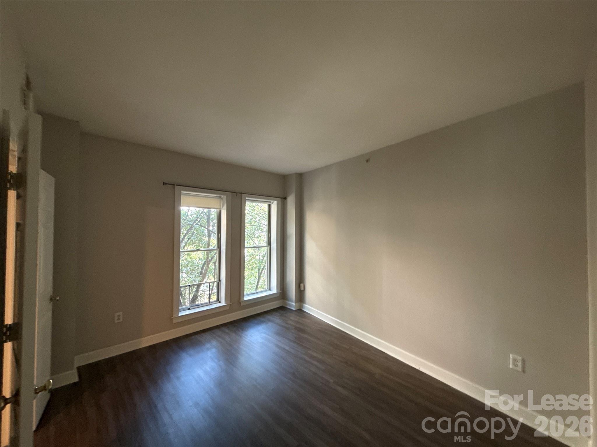 718 W Trade Street 409 Property Photo 11