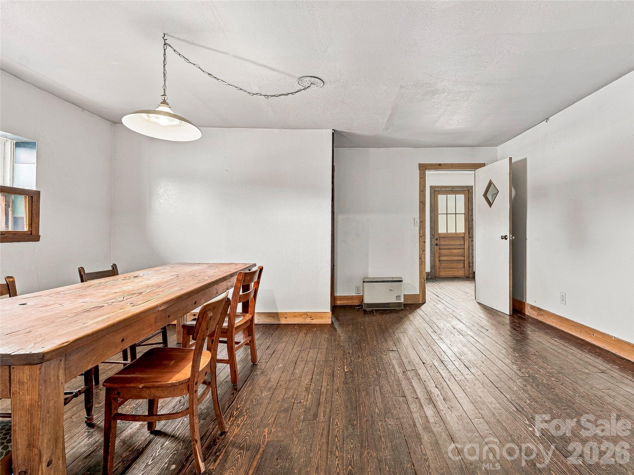 615 Oak Avenue Property Photo 7