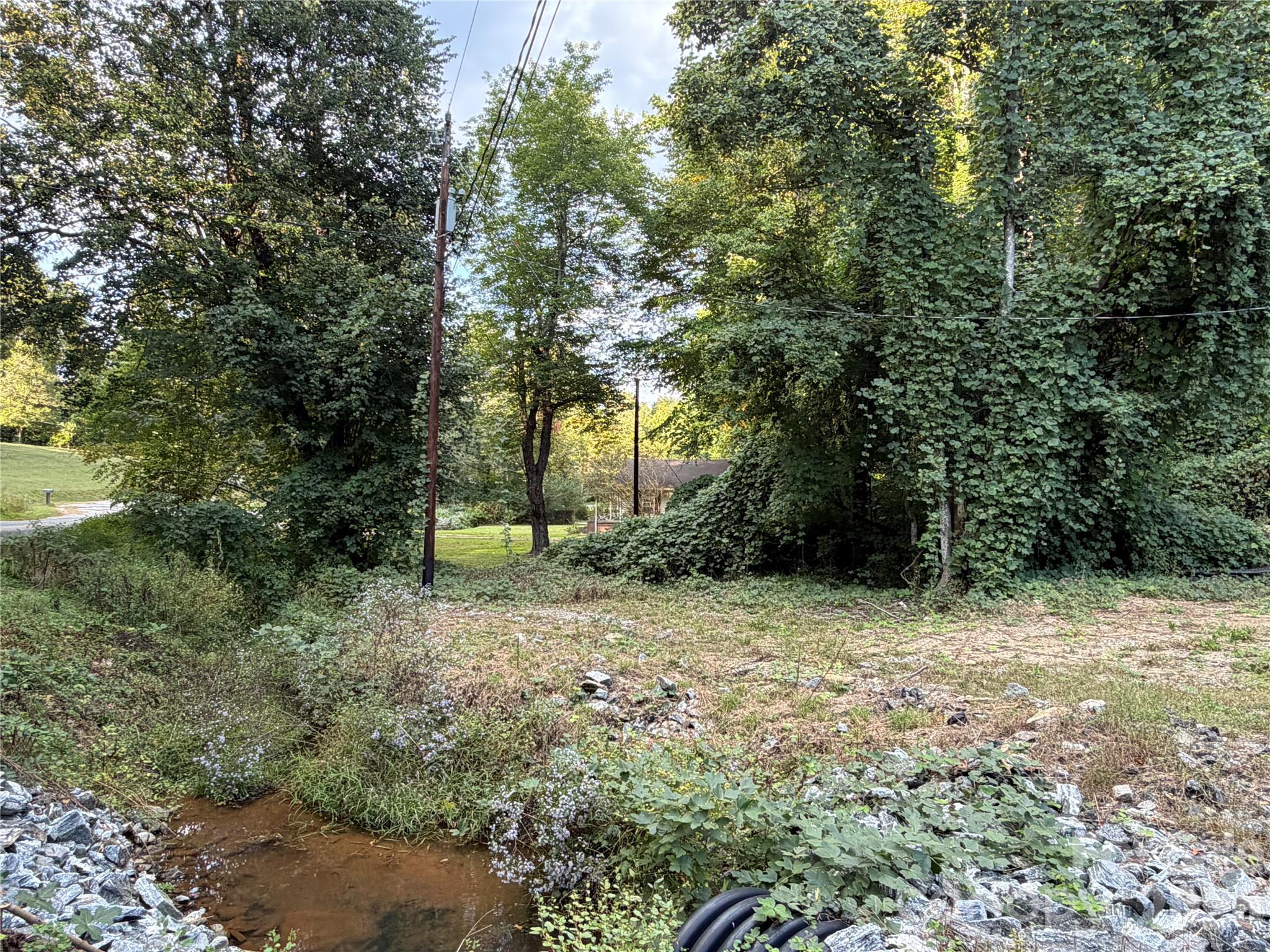 368 Laurel Drive Property Photo 4