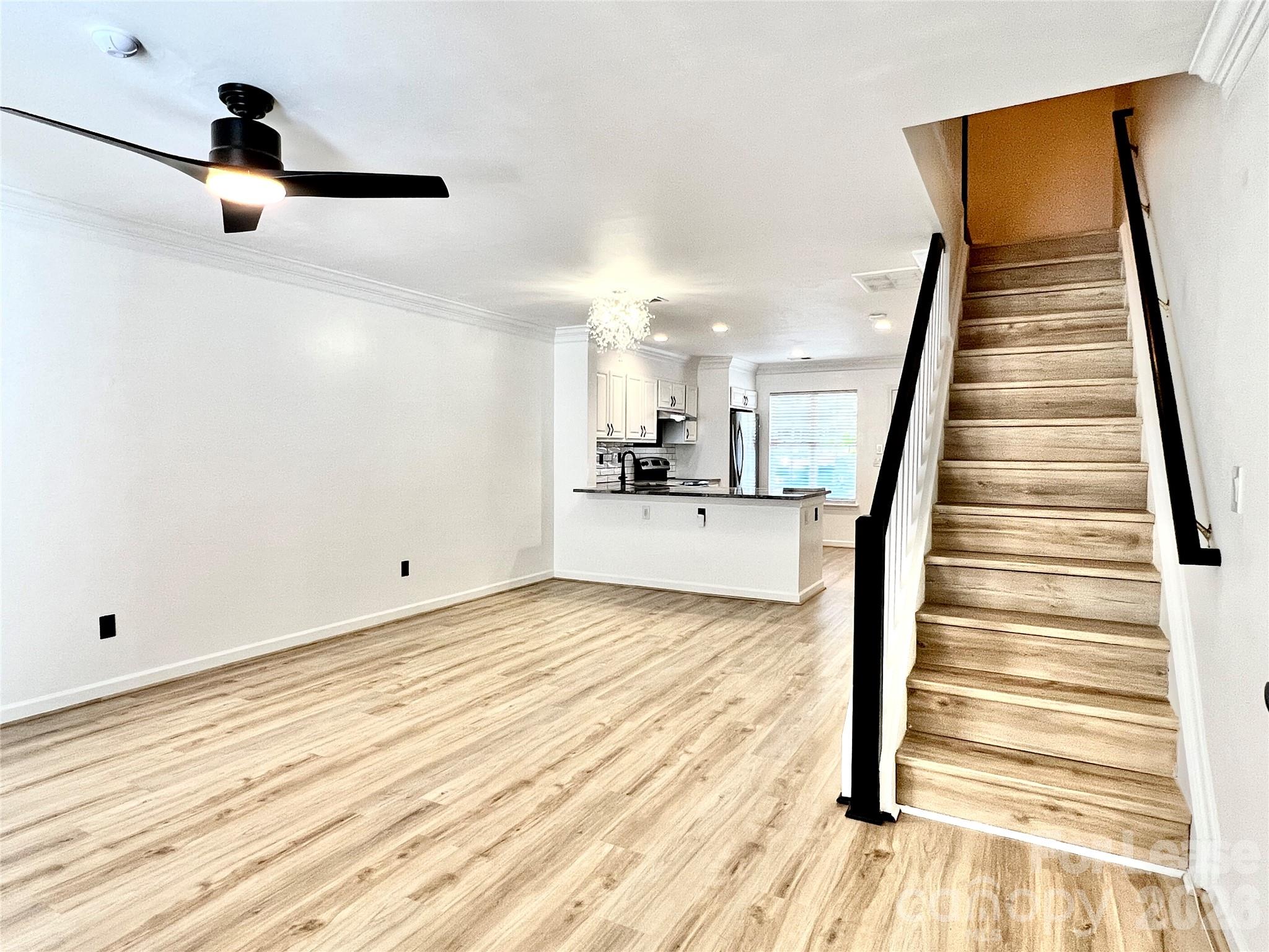 10132 Reindeer Way Lane Property Photo 12