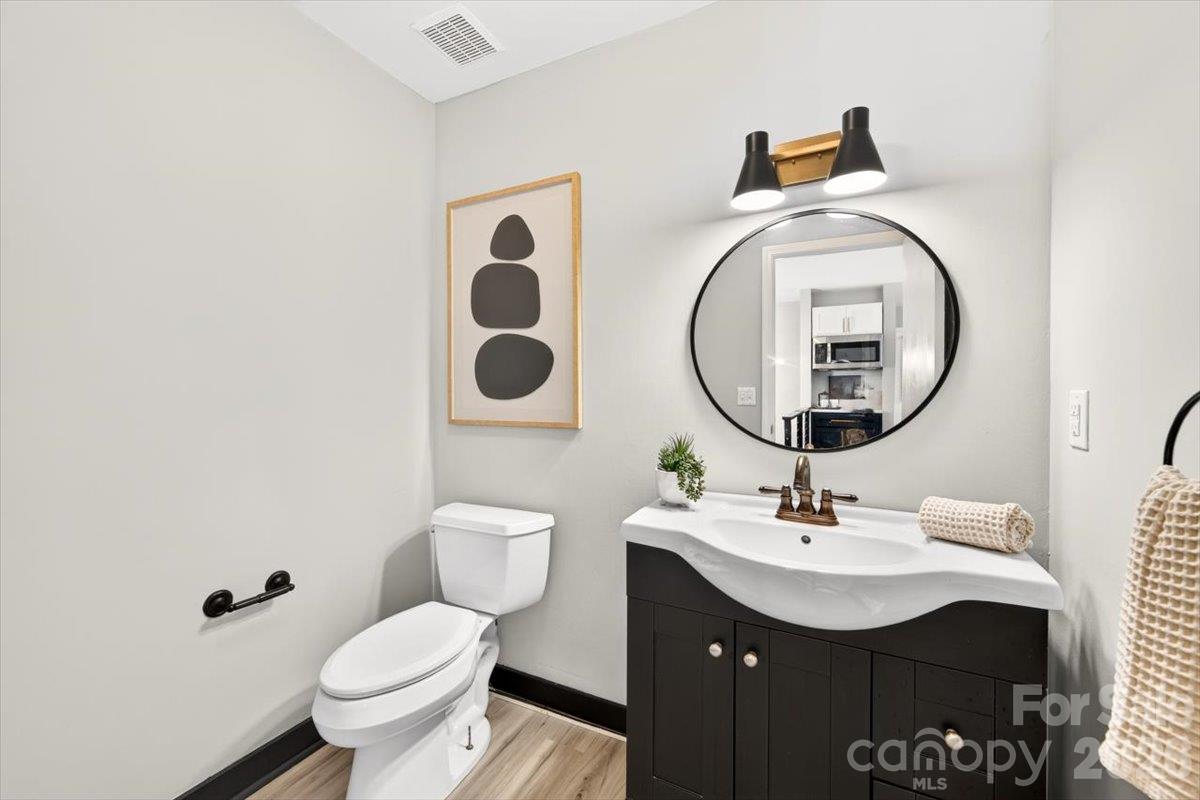 16 Cove Creek Place Property Photo 20