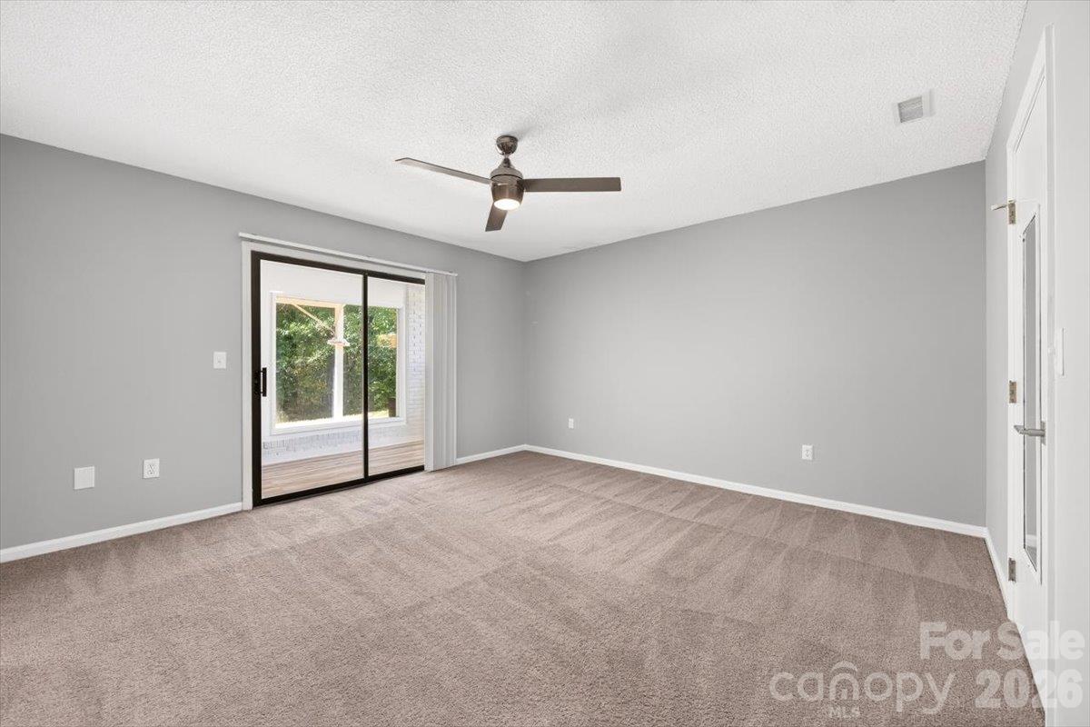 16 Cove Creek Place Property Photo 34
