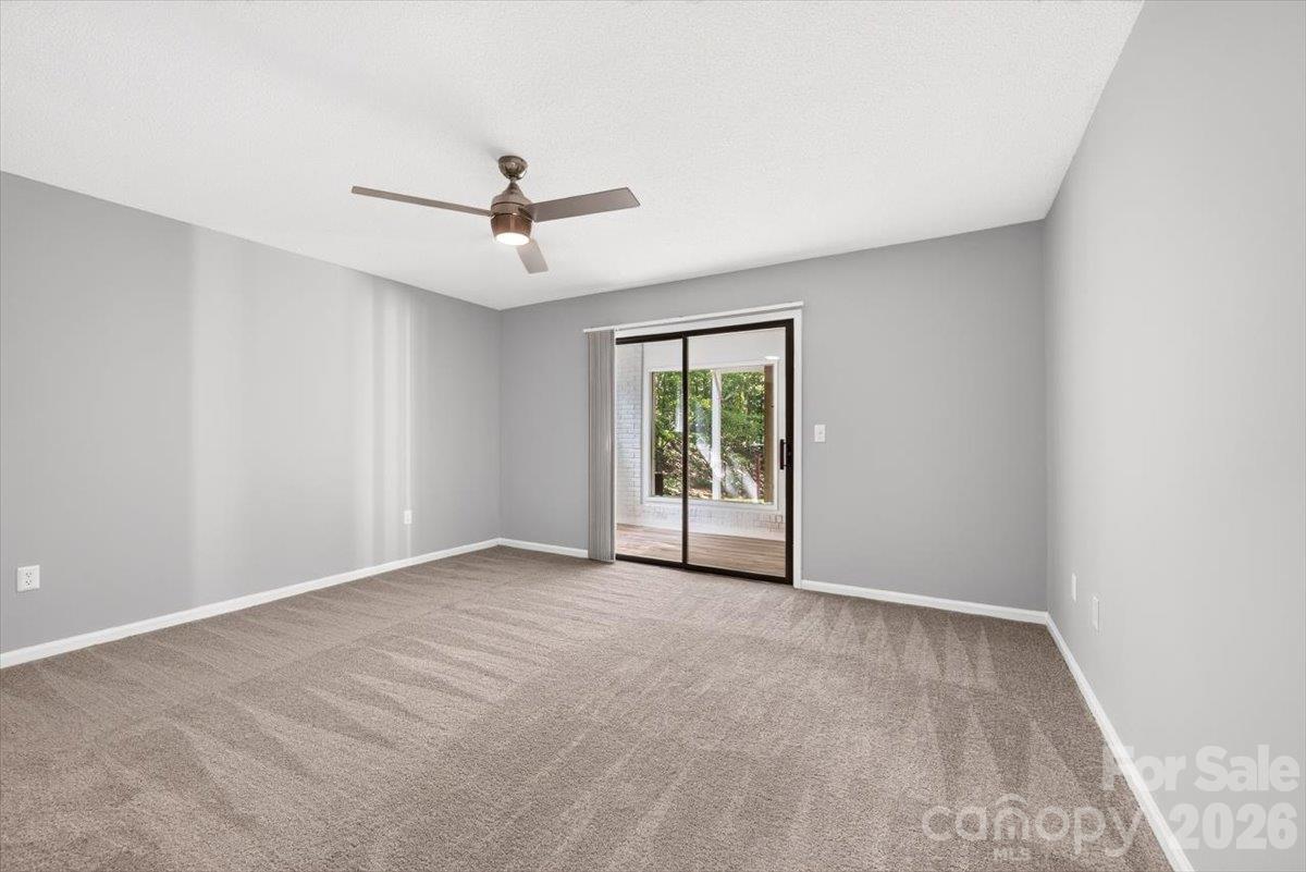 16 Cove Creek Place Property Photo 38