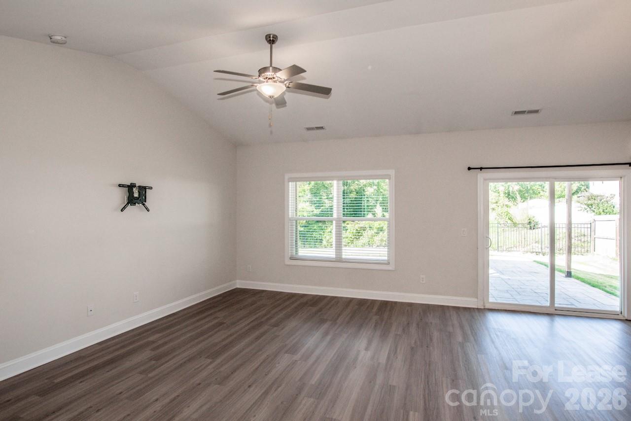 128 Wheelwright Way Property Photo 9