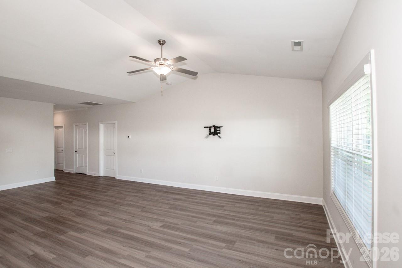 128 Wheelwright Way Property Photo 13