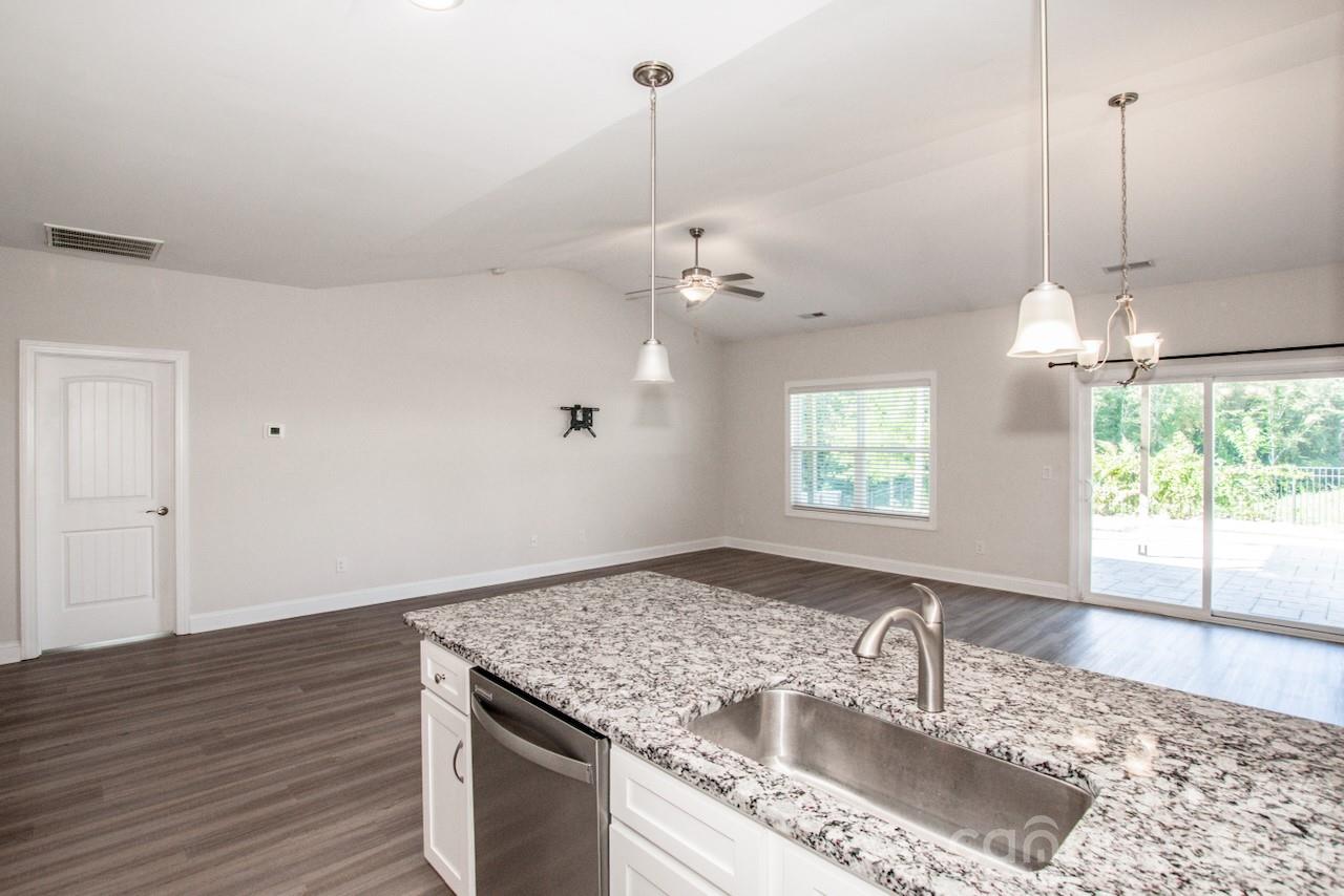 128 Wheelwright Way Property Photo 17