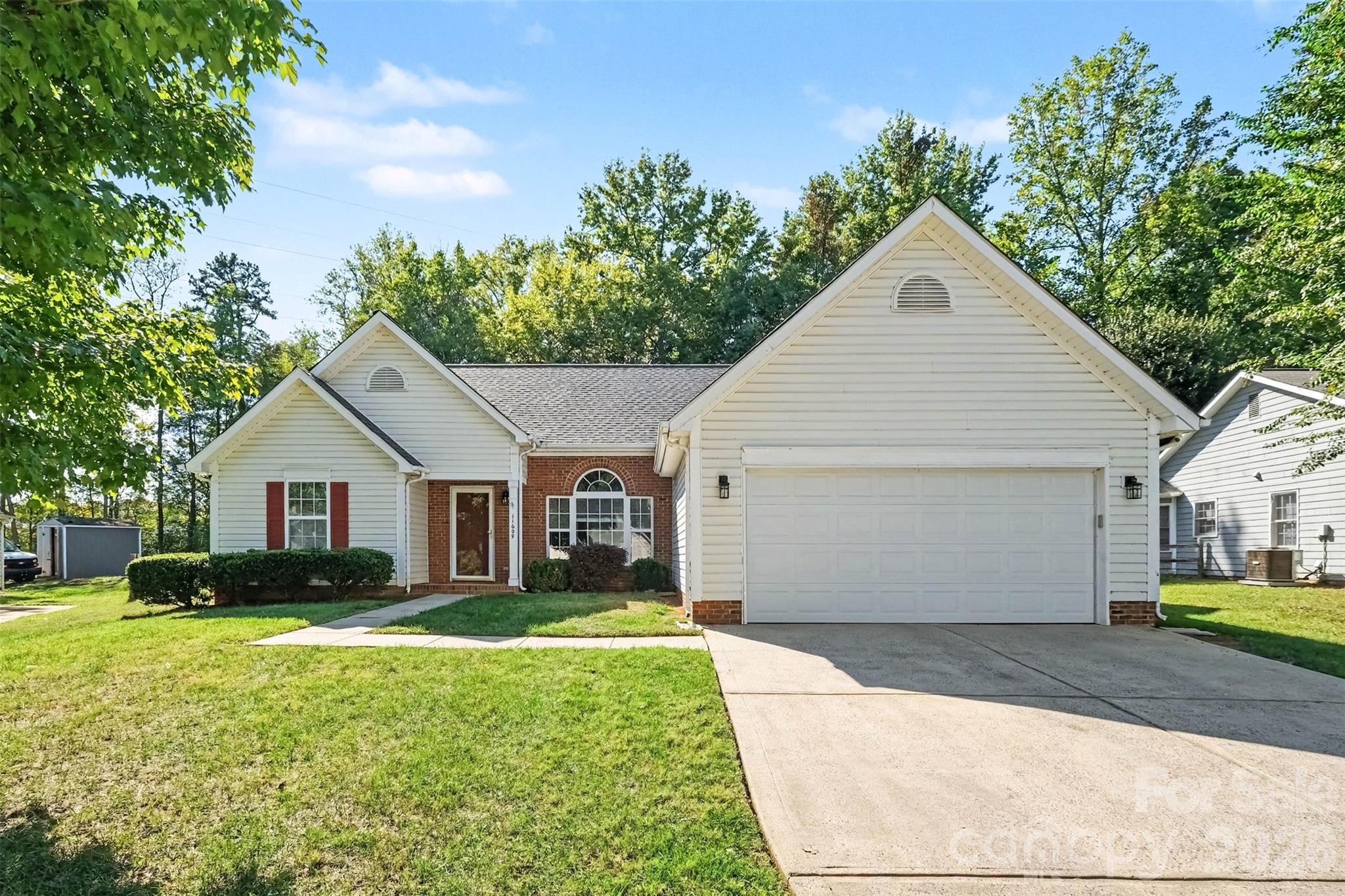 11609 Long Forest Drive Property Photo 1