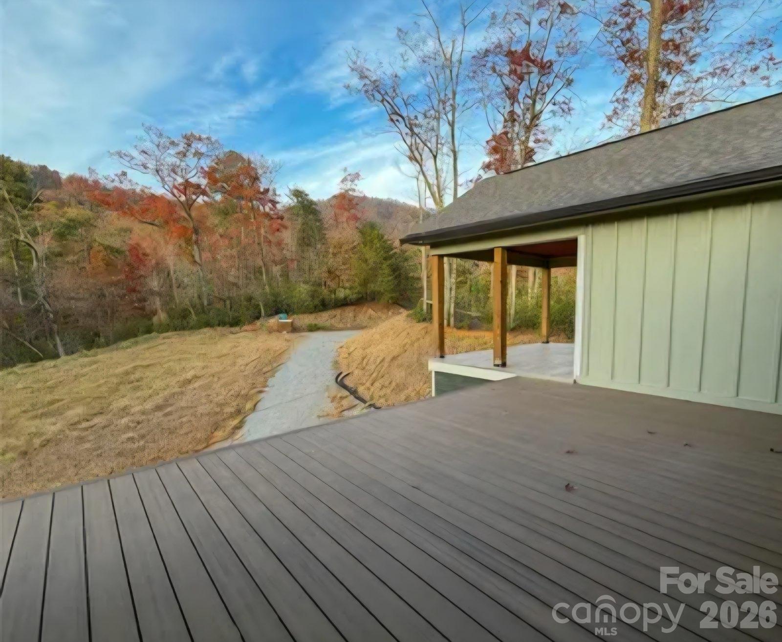 864 Matho Trace 48 Property Photo 4