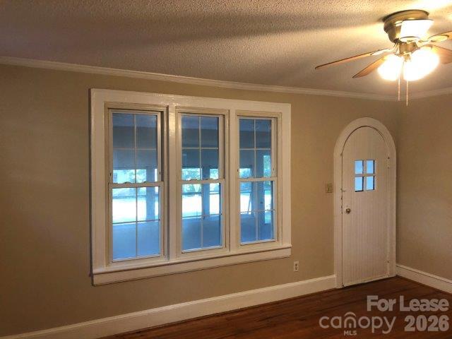 406 5th Street Property Photo 2