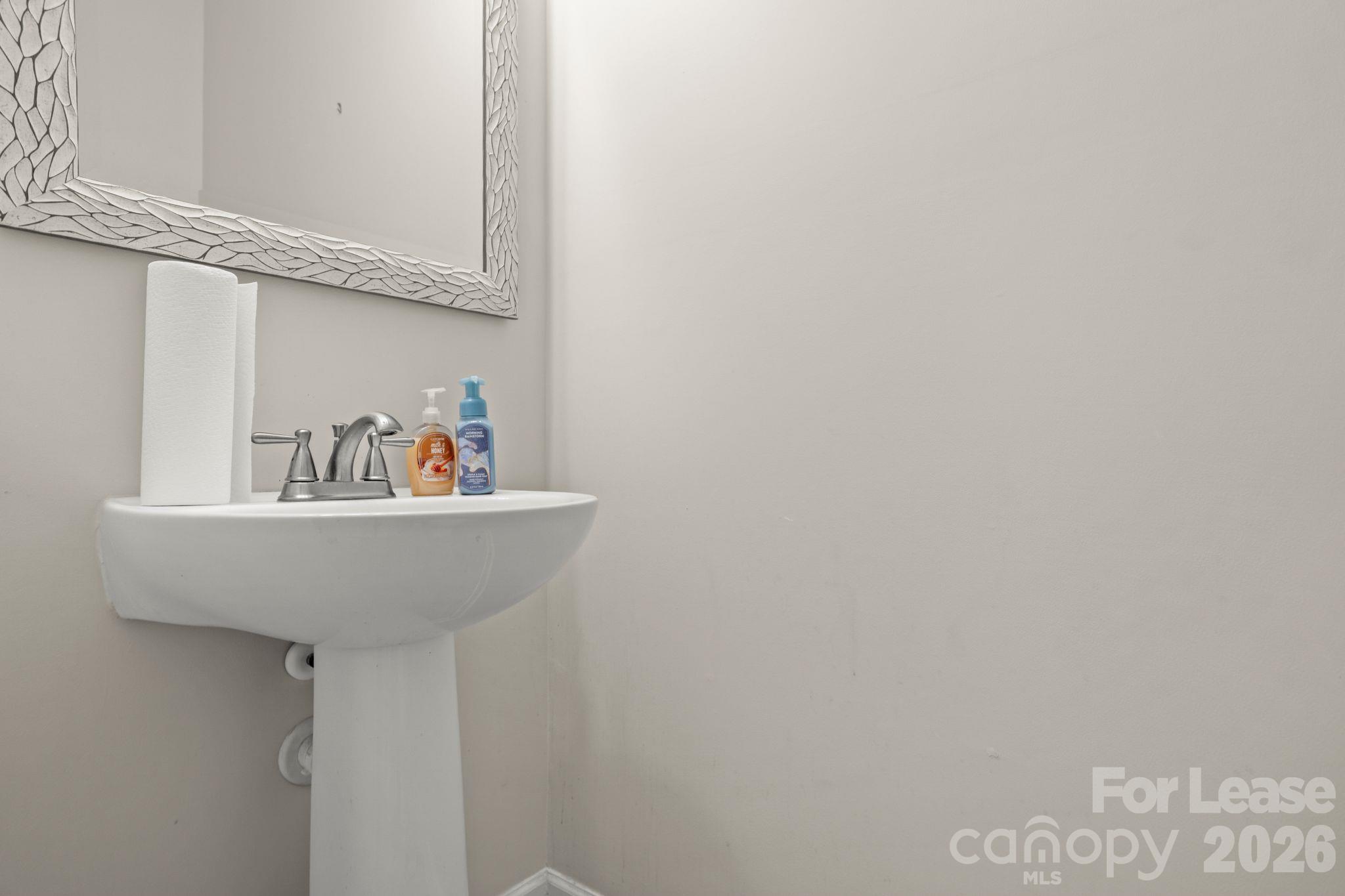 2080 Shady Pond Drive Property Photo 9