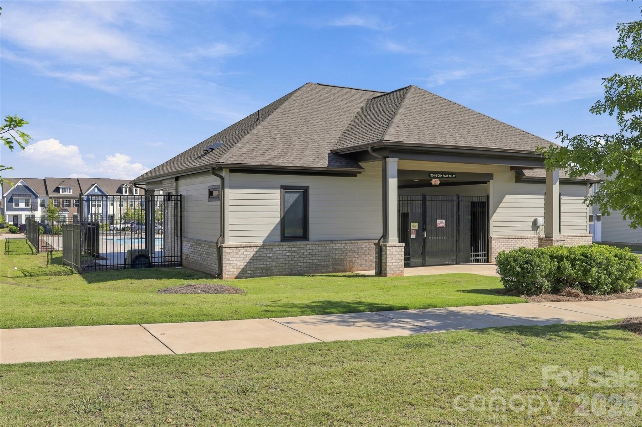 12732 Wandering Brook Drive Property Photo 45
