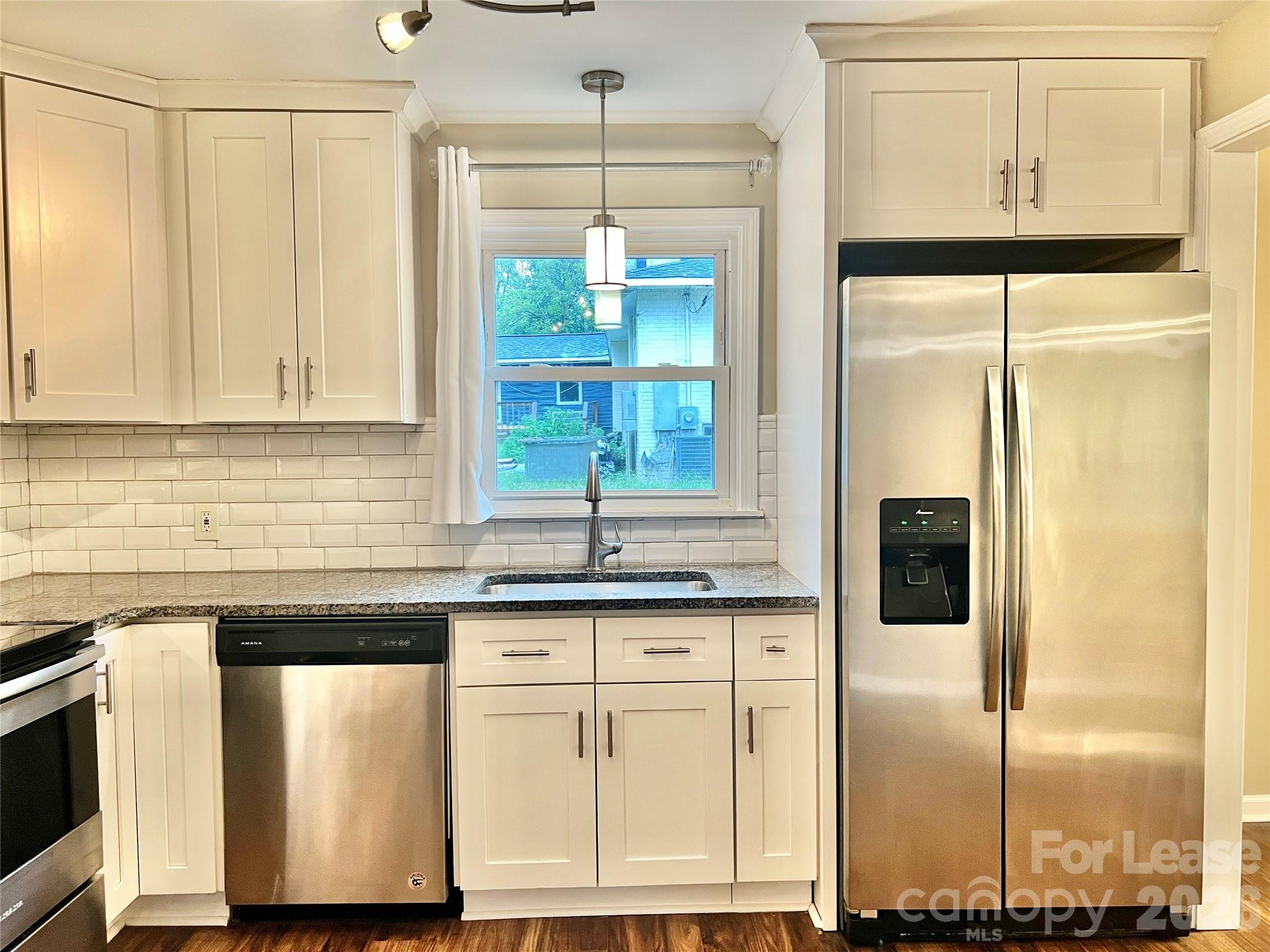 2117 Tarlton Drive Property Photo 3