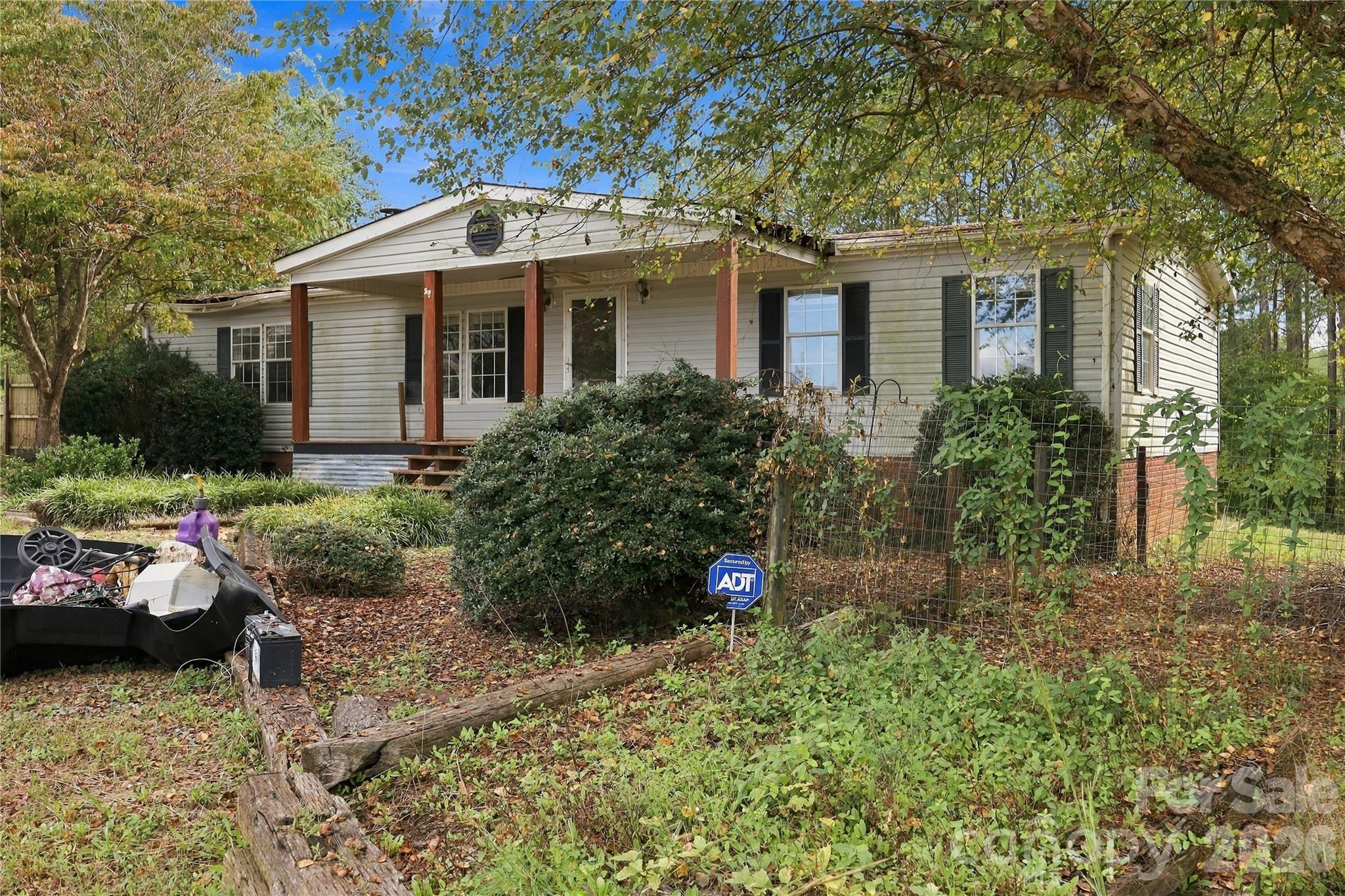 784 Big Level Road Property Photo 2