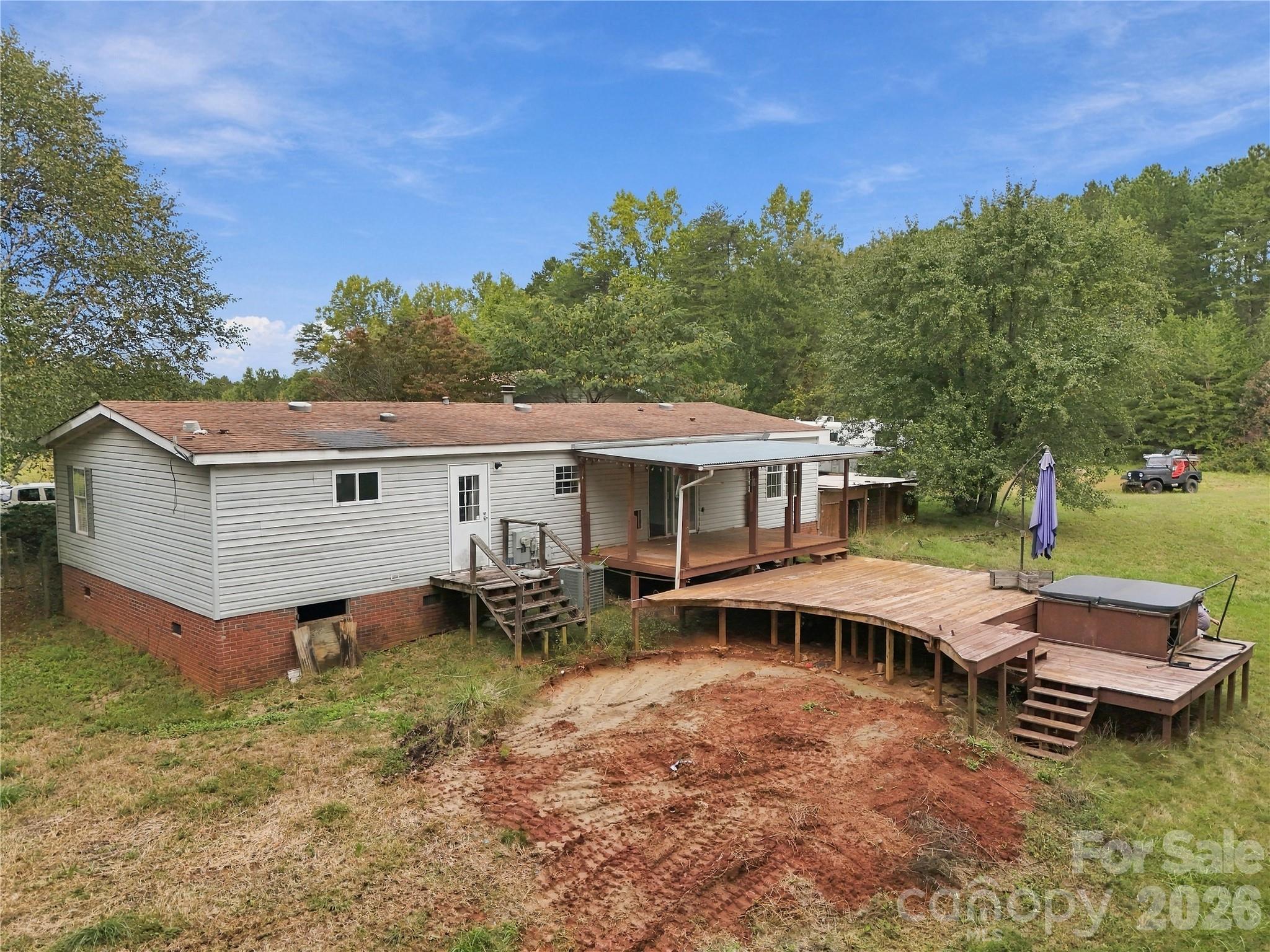784 Big Level Road Property Photo 5