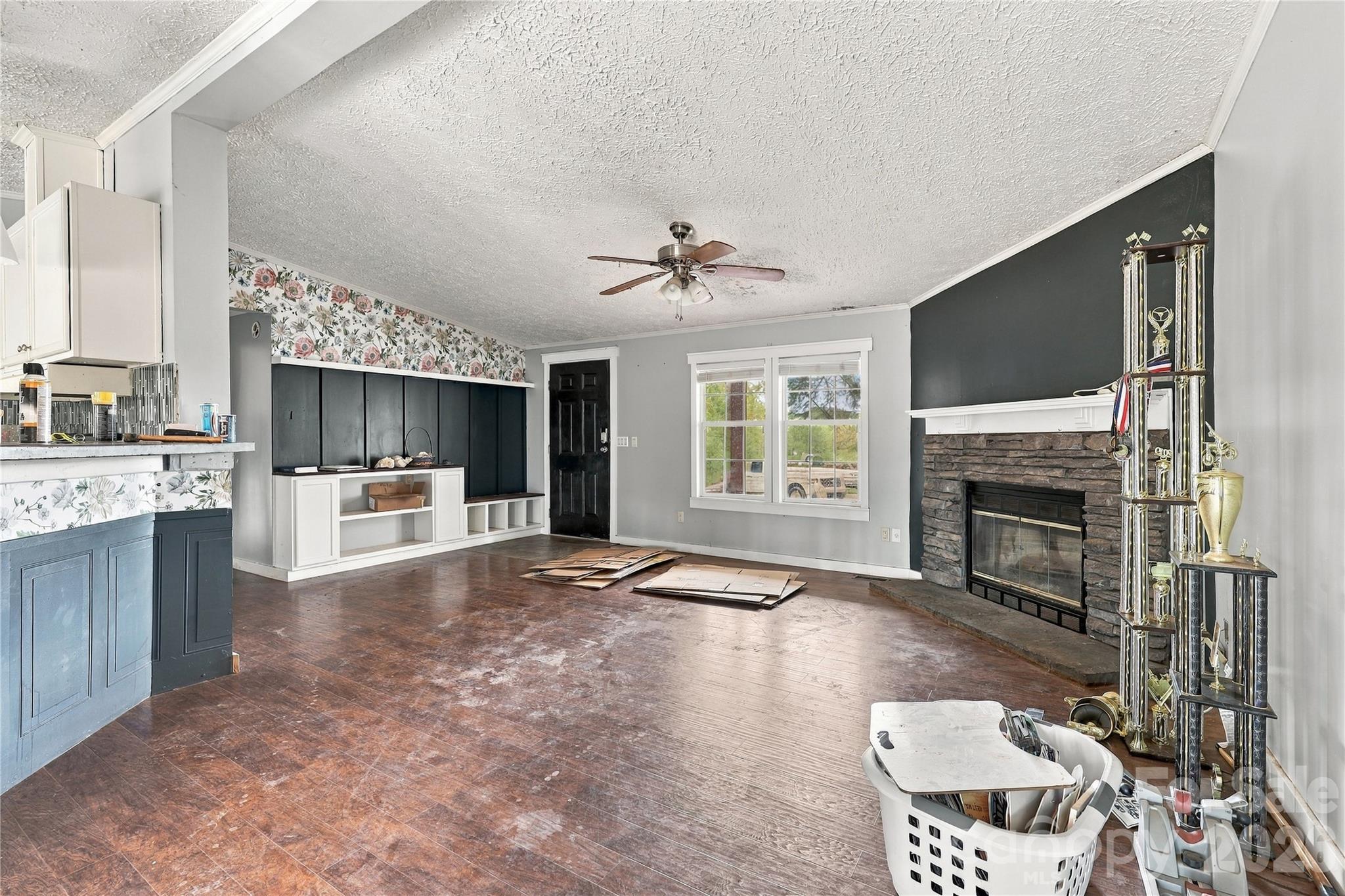 784 Big Level Road Property Photo 9