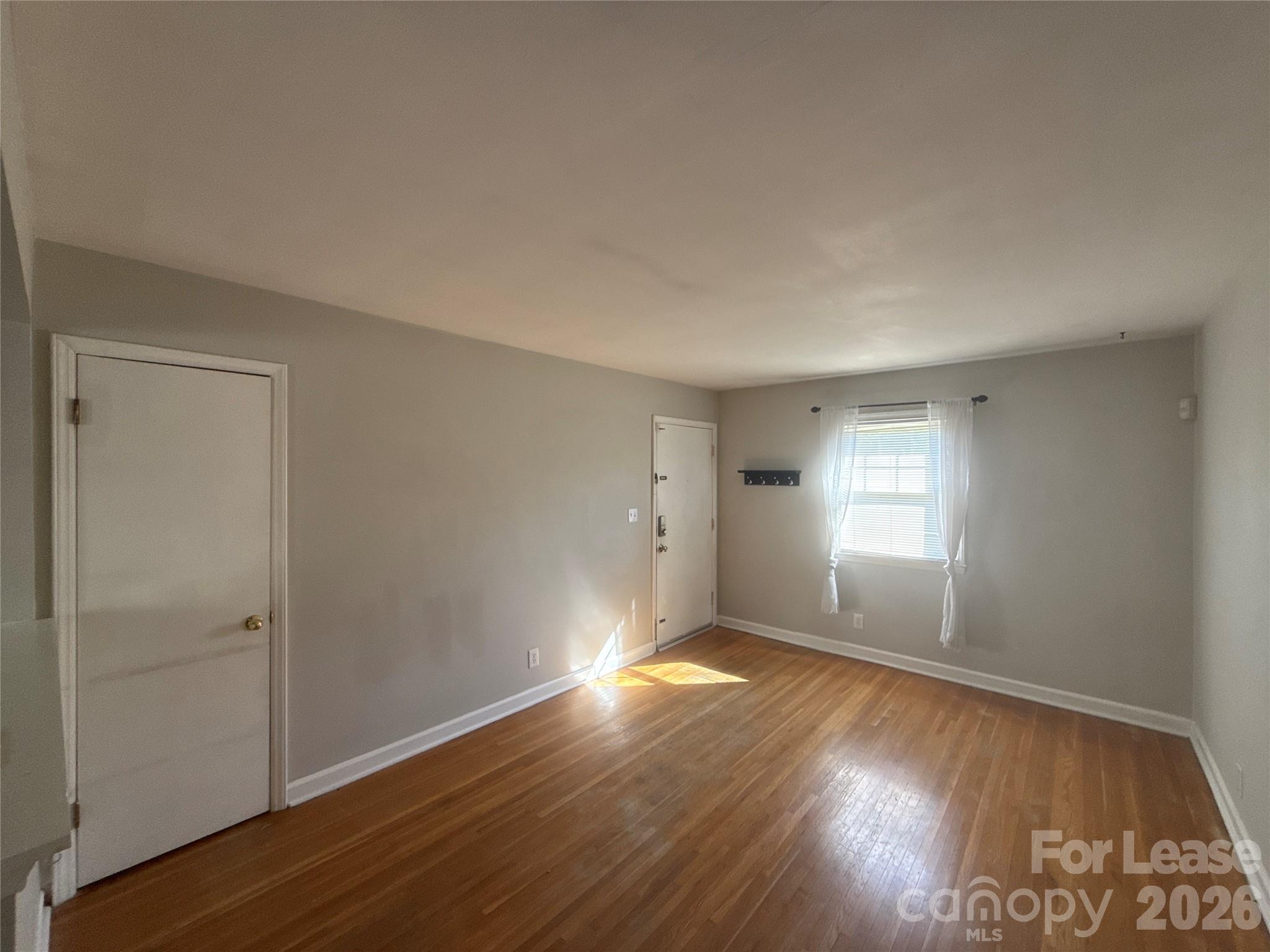 2623 Vail Avenue Property Photo 2